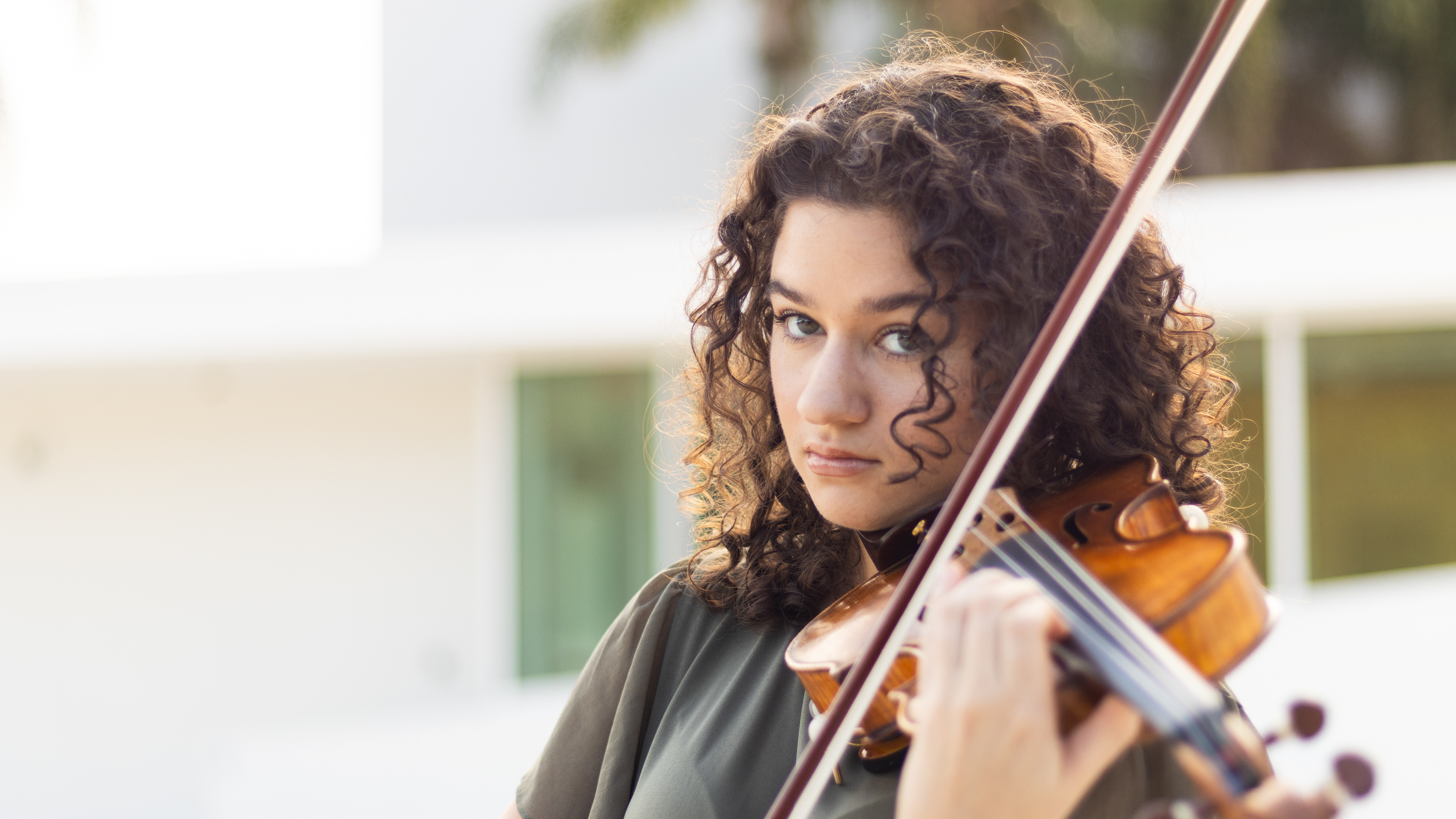 Victoria Bramble - Violin