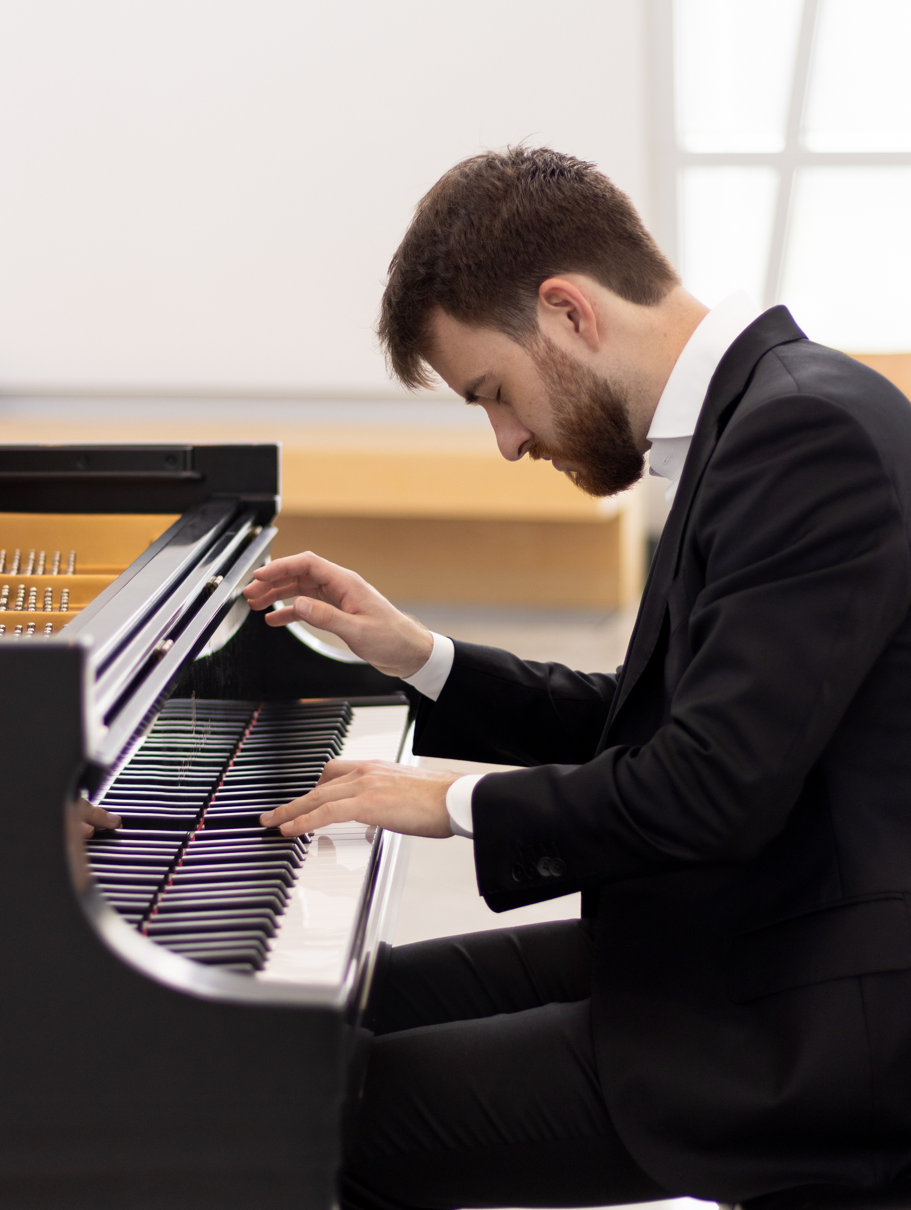 Ryan Aguilar - Piano