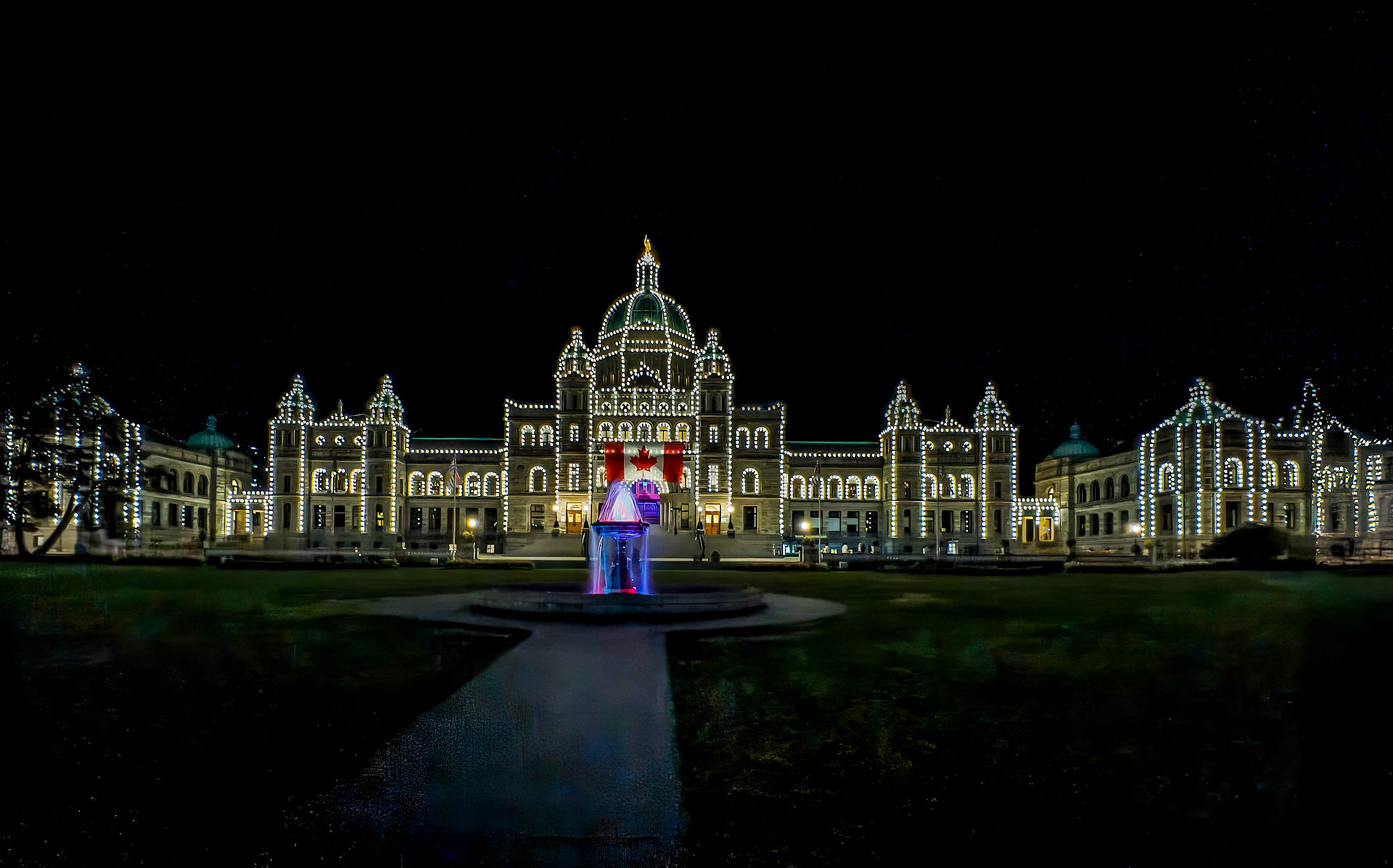 Week 32 - BC Legislation Building at Night