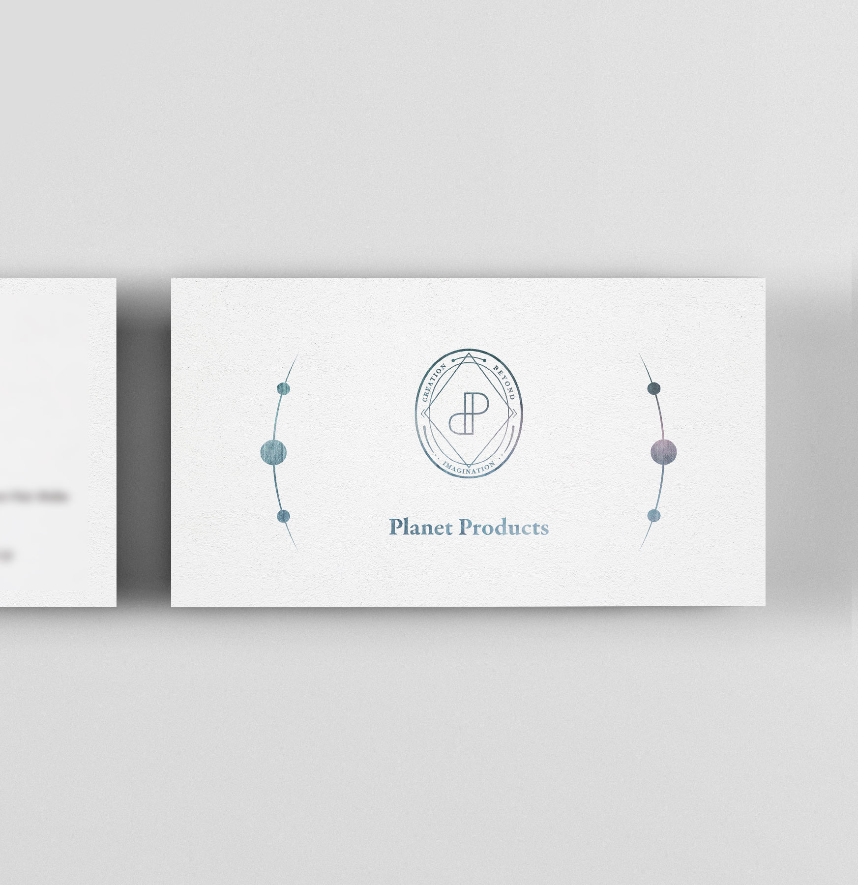 ホログラム箔で"Planet"を表現