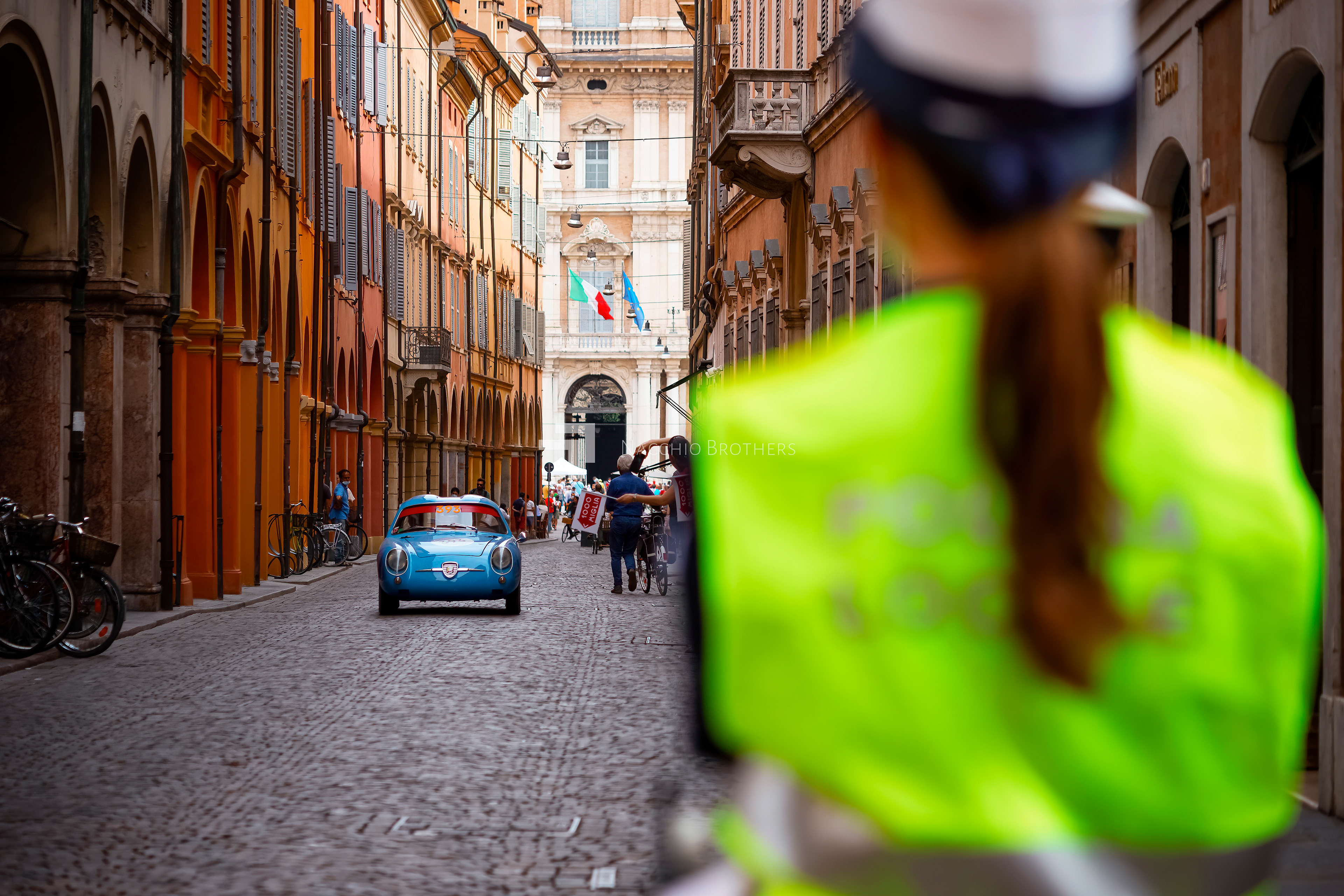 Mille Miglia in Via Farini
