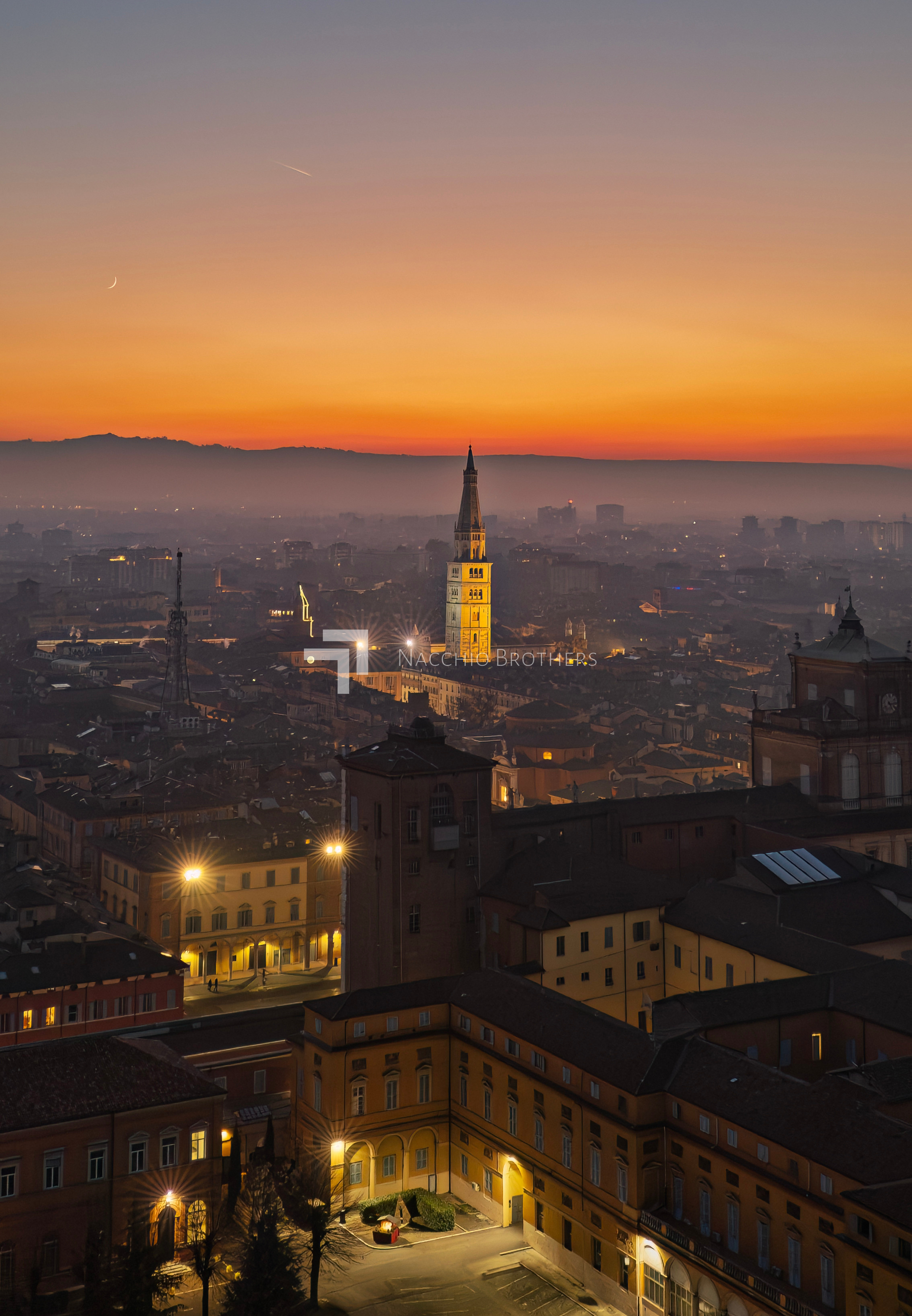 Riprese aeree al tramonto - Modena