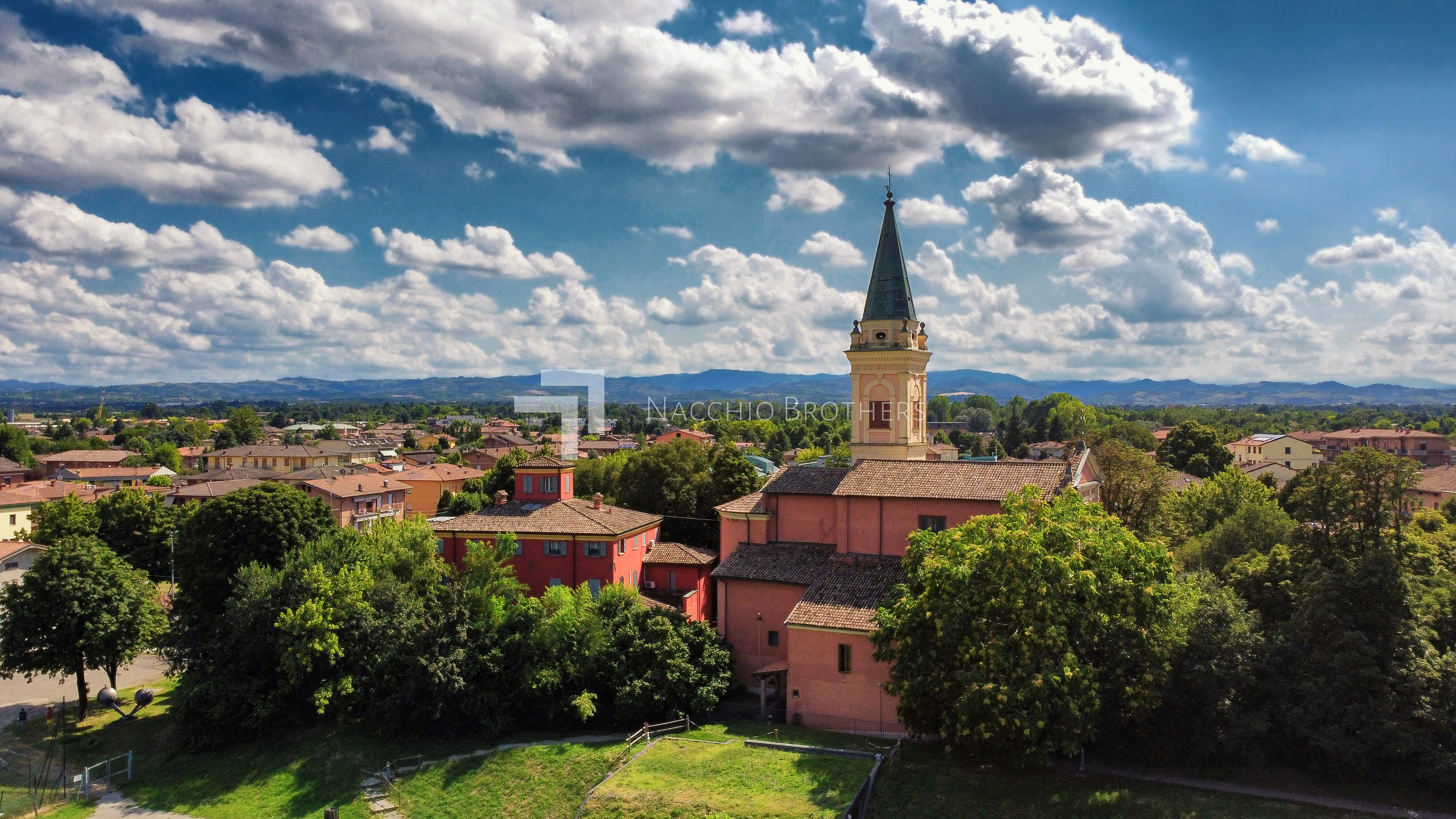 Riprese aeree borghi - Montale Rangone