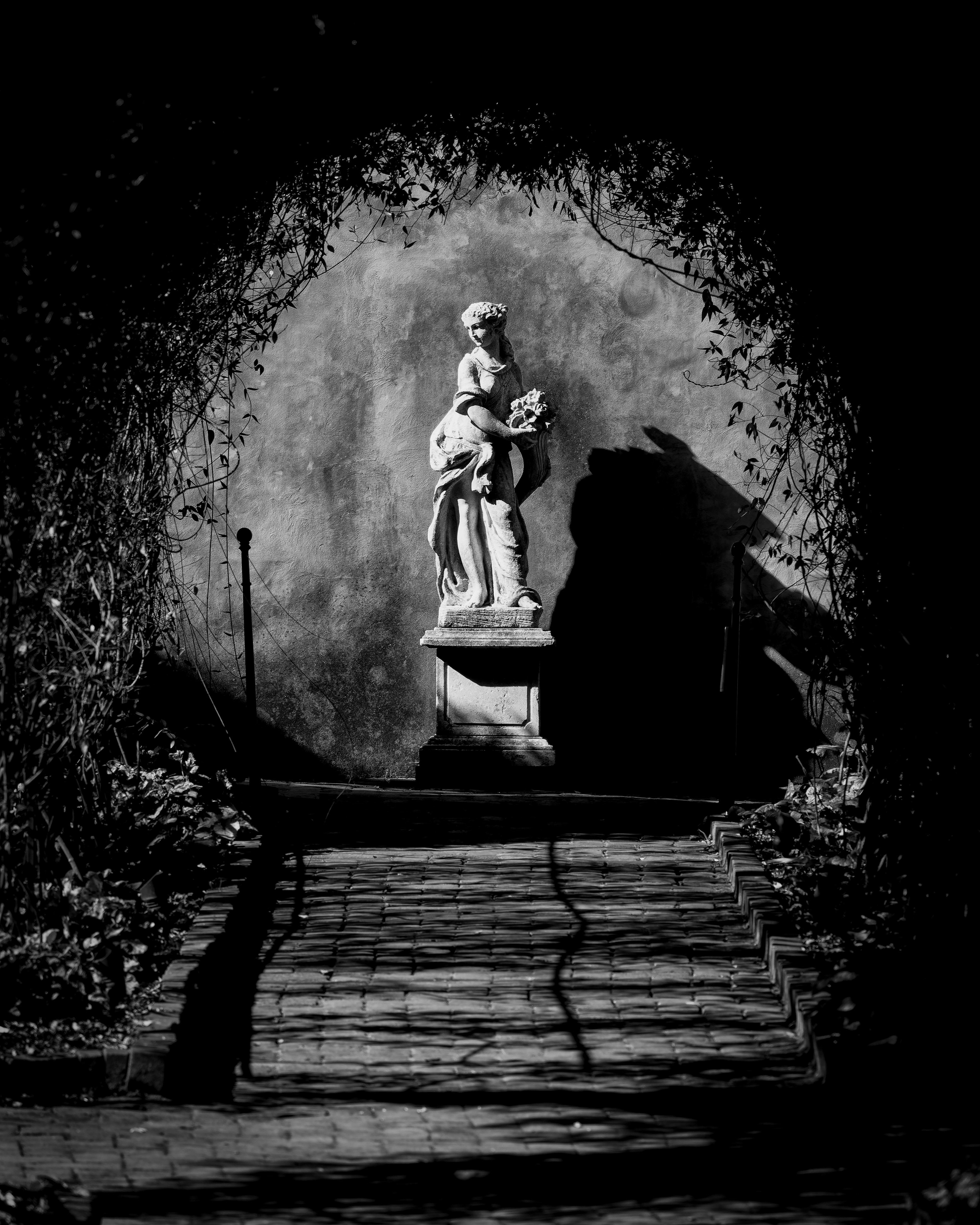 BW-9. Statue of a Lady
