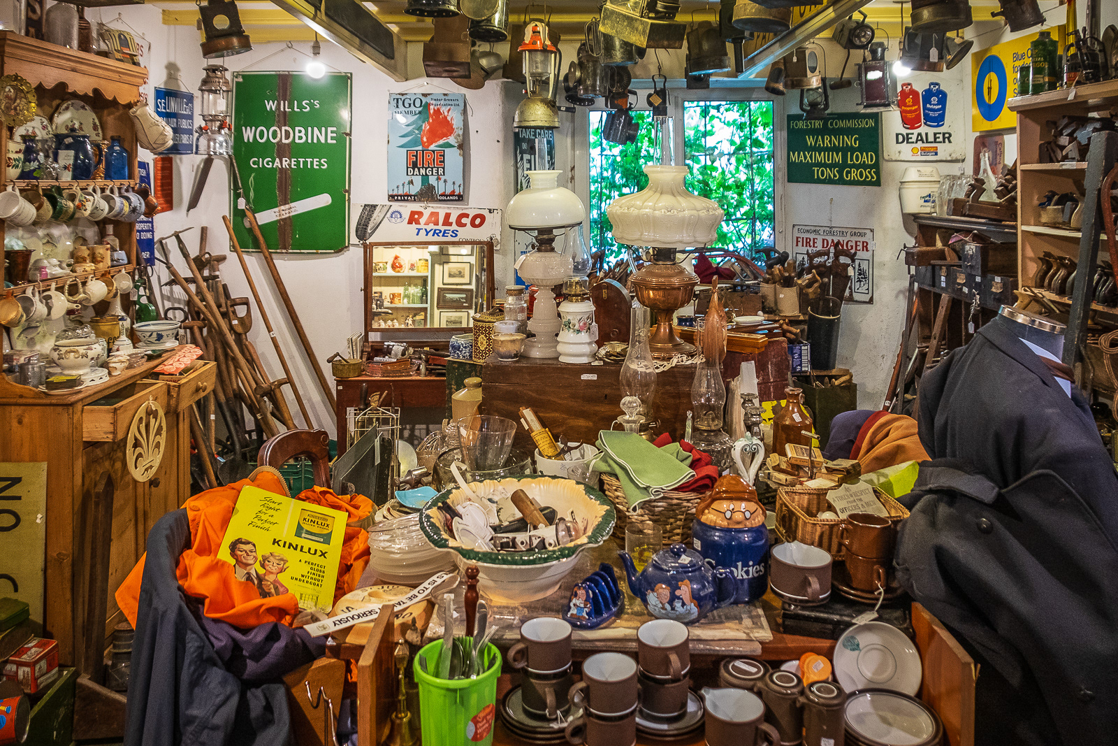 "Newport Antiques 2" by Ray Bethell