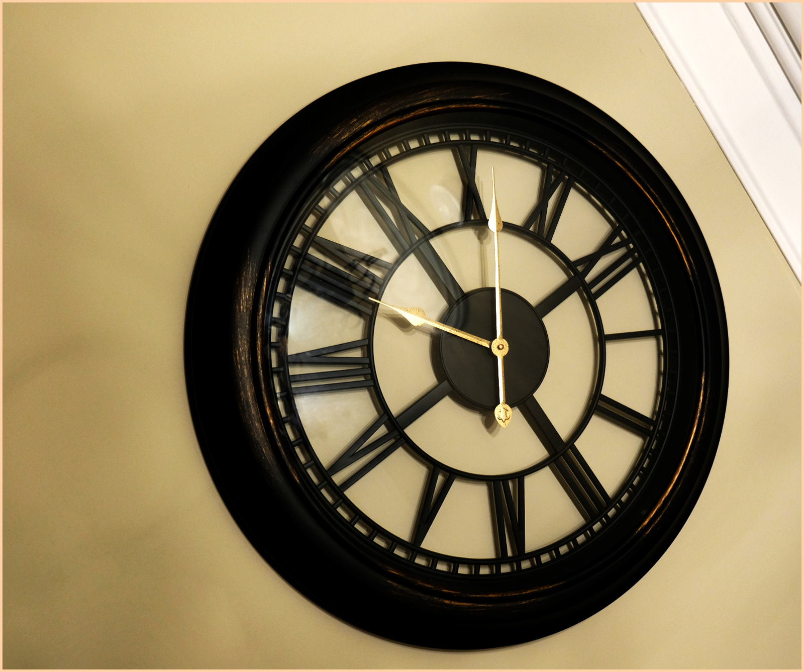 The Clock (Margaret Jones) 16 points