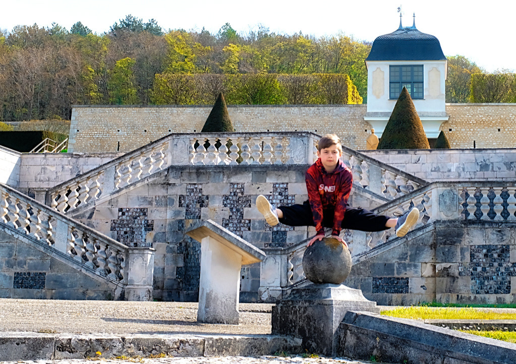 Owain the Gymnast