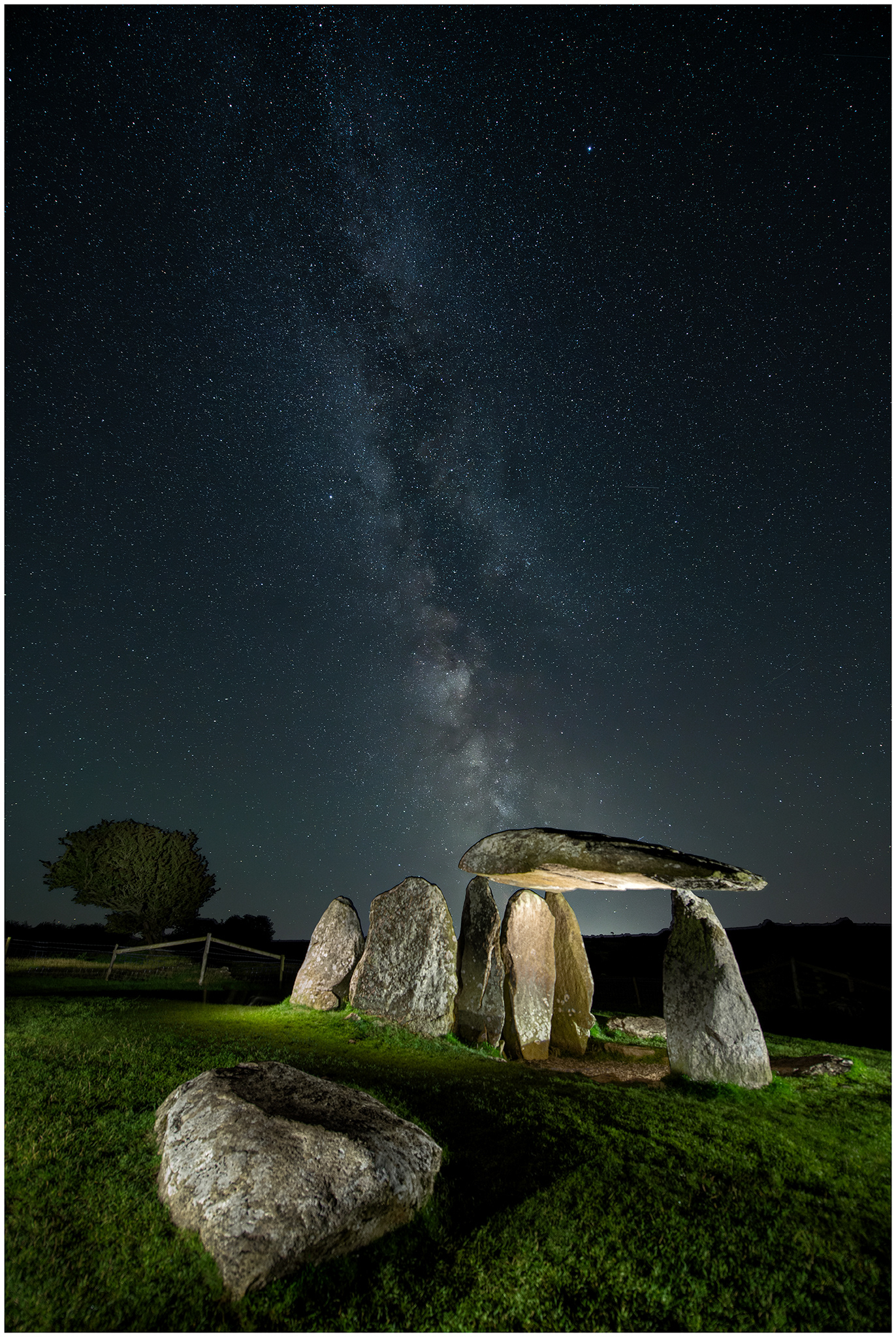 Pentre Ifan beneath the Milky Way