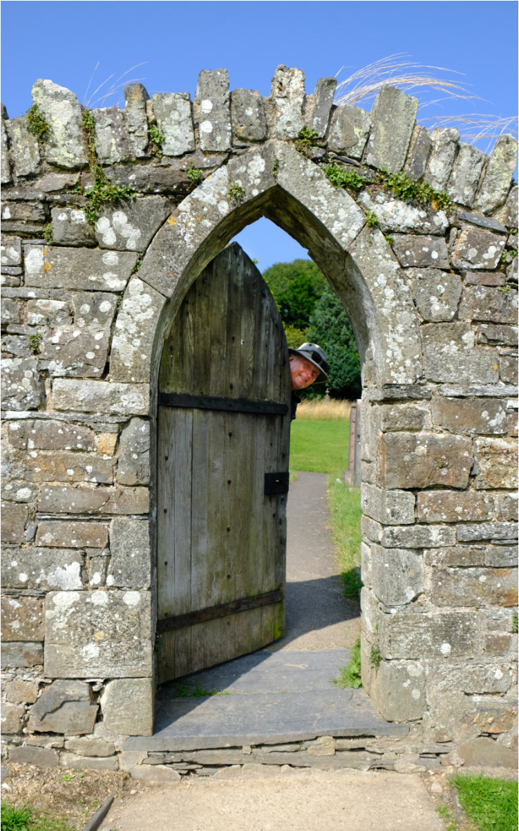 "Welcome. Come in" (St Dogmaels trip)