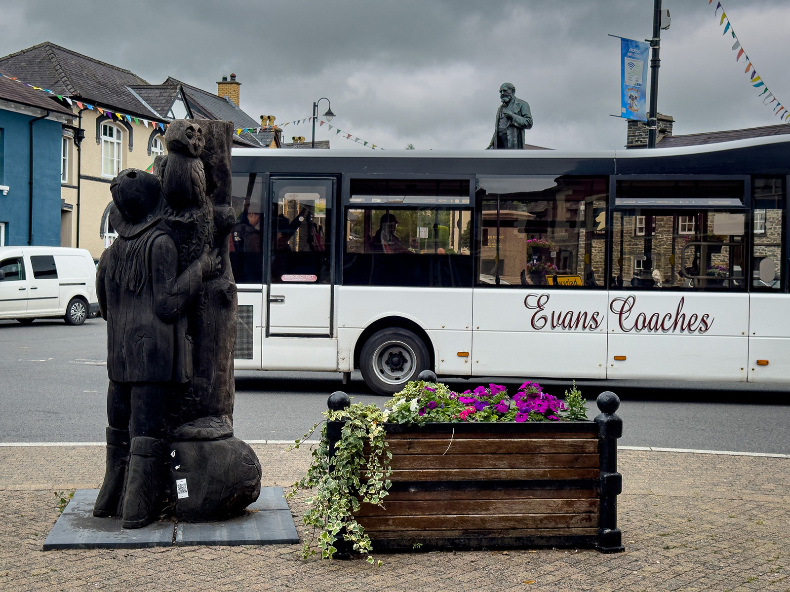 "Around Town 1" by Gareth Parry