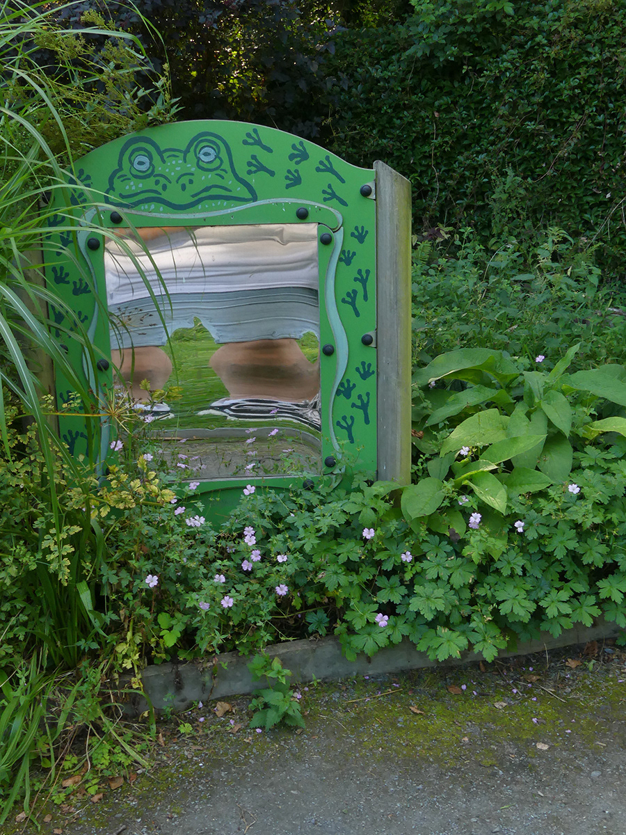 "Ty Glyn Davis Trust Gardens 4" by Trudy Davies