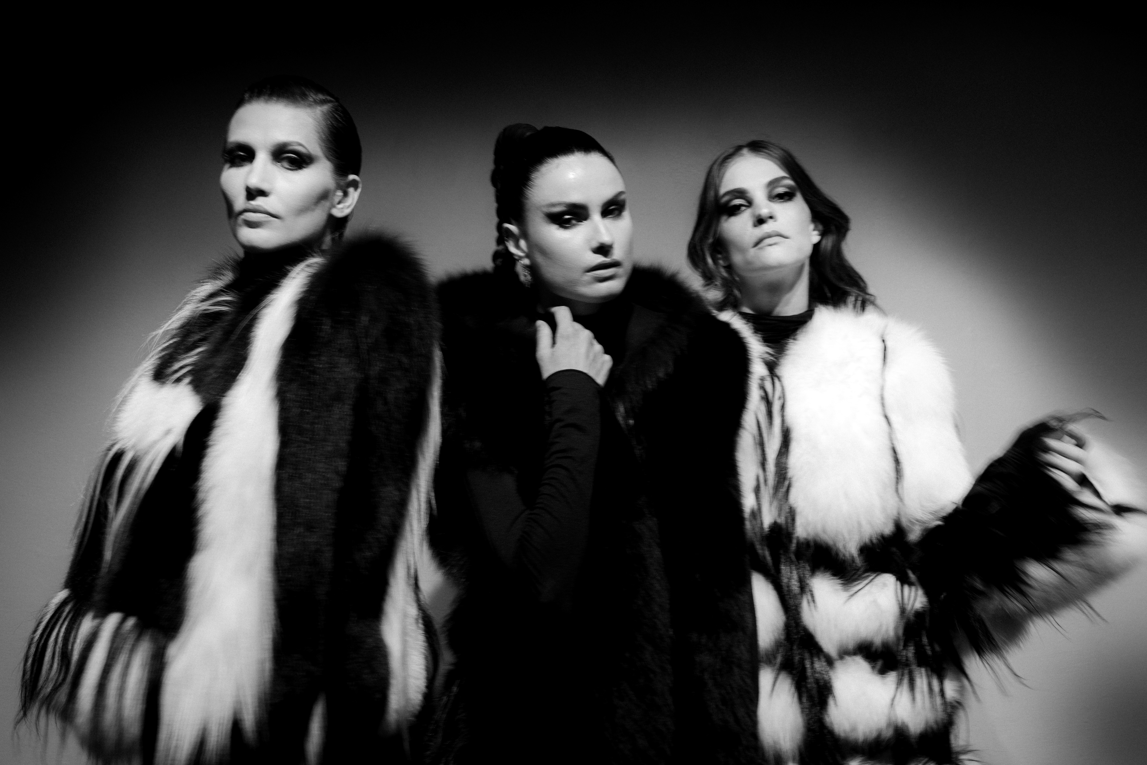 Hea Deville, Pauline Moulettes & Valeriane Lemoi for Quentin Véron