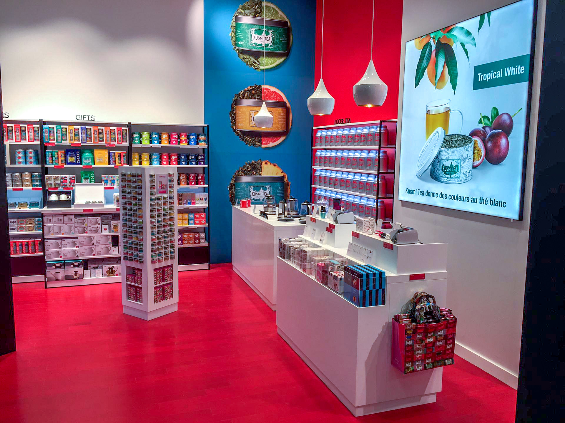 Habillage des boutiques Kusmi Tea