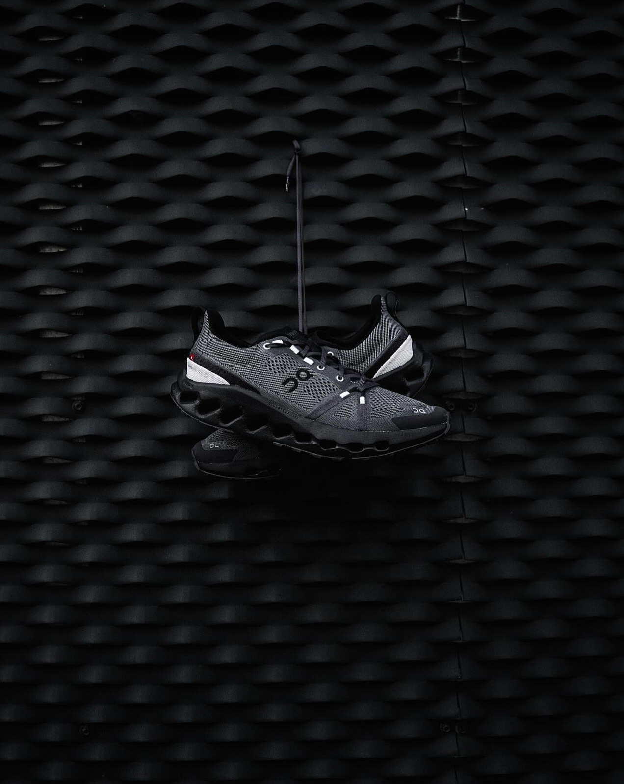 Shoes ON X Runpack Packshot