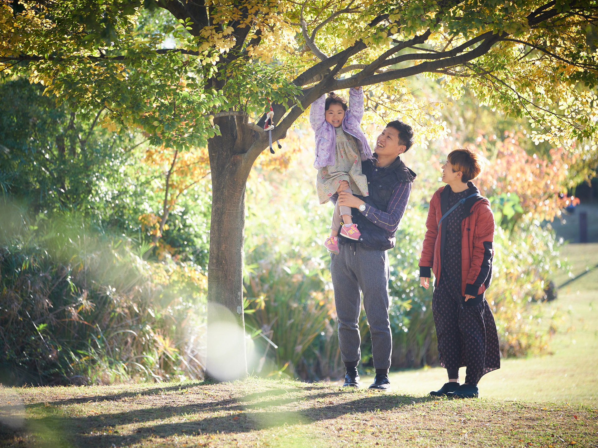 公園でファミリーポートレート