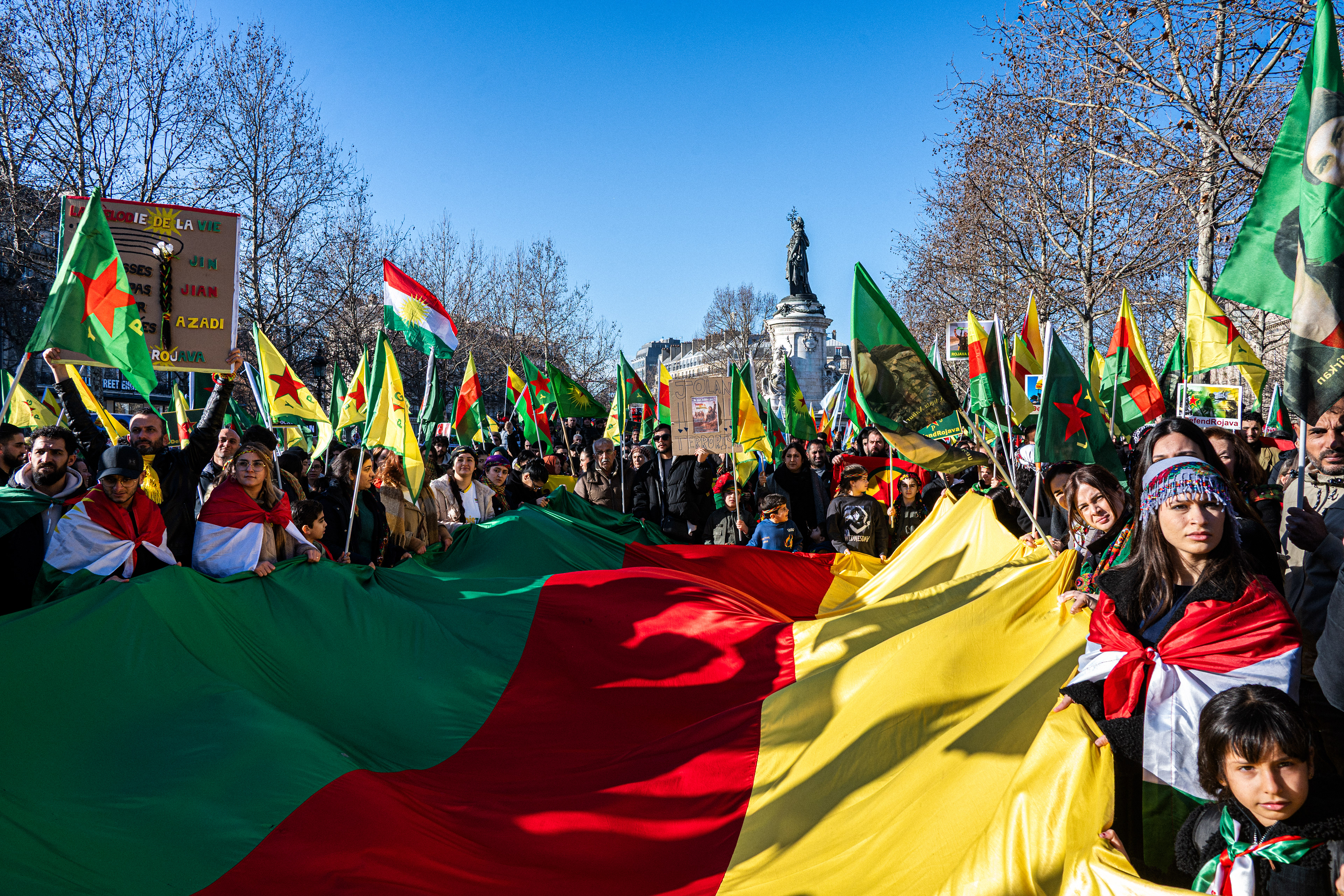 Demonstration in support of the Kurdish population of Syria, 01/24/2026, Paris