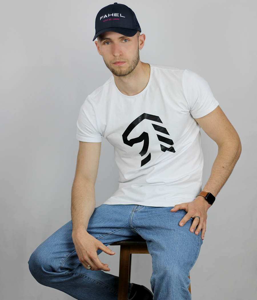 Photo d'homme avec une casquette