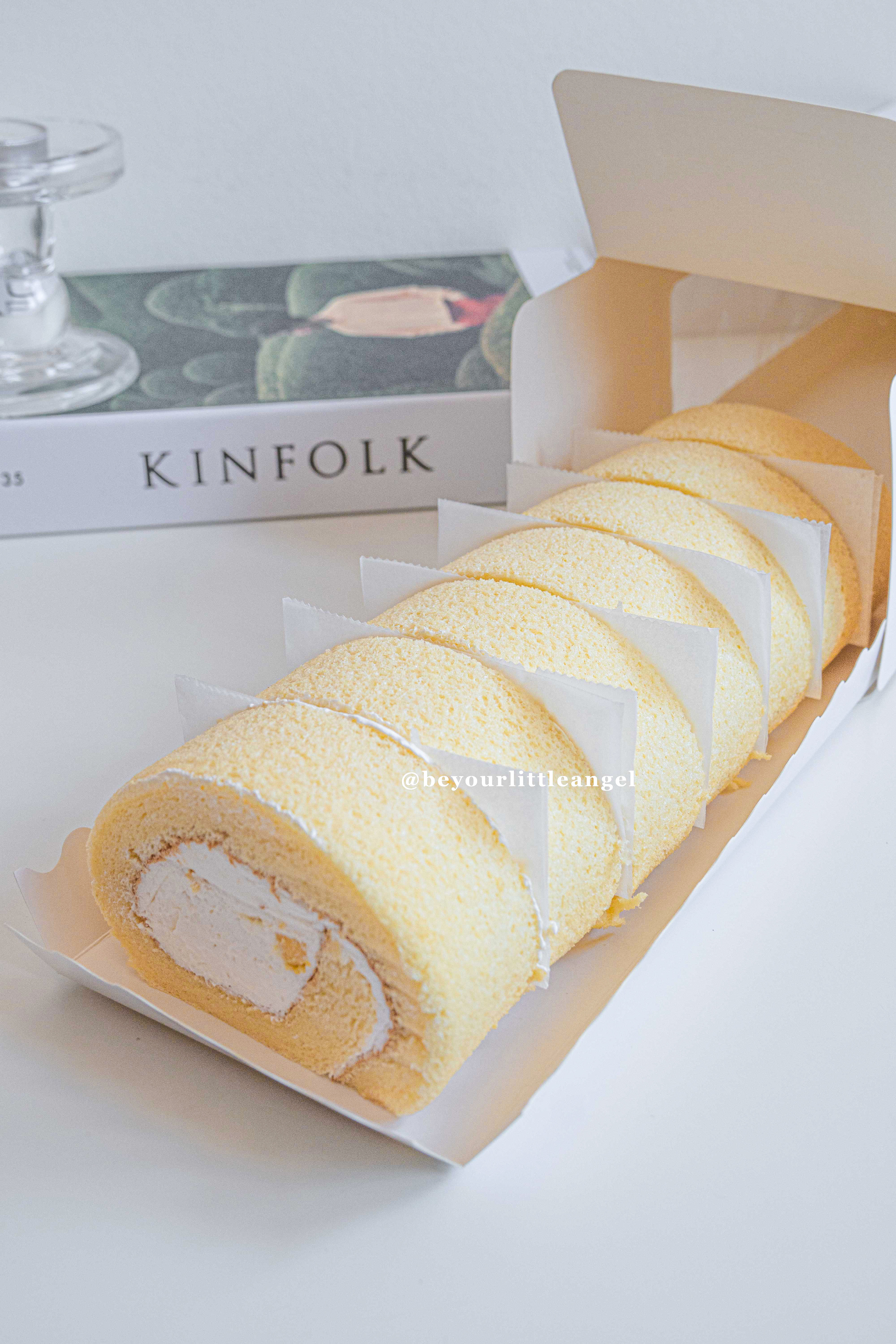 Mango cake roll