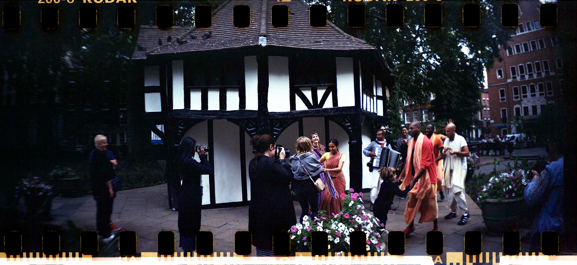 I took an Lomograohy Sprocket Rocket out for a walk around London and was not disappointed - it exposes the entire height of the 35mm film, including the sprocket holes leading to a really lovely effect.