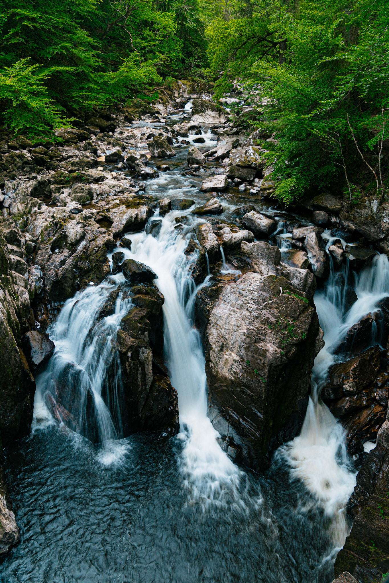 Black Linn Falls