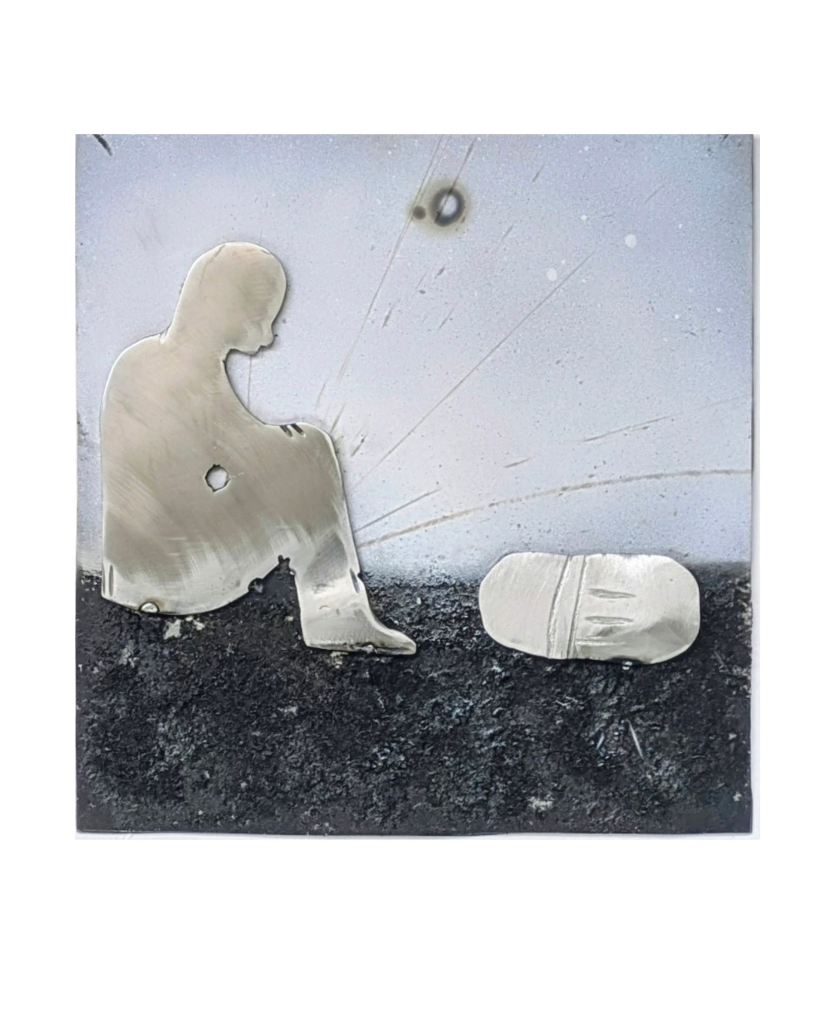 El duelo · Pieza geográfica en acero reciclado con coordenadas GPS grabadas e imagen satelital transferida · Paisajes de Guerra · Luis González Palacios · 2025 · 33×43 cm