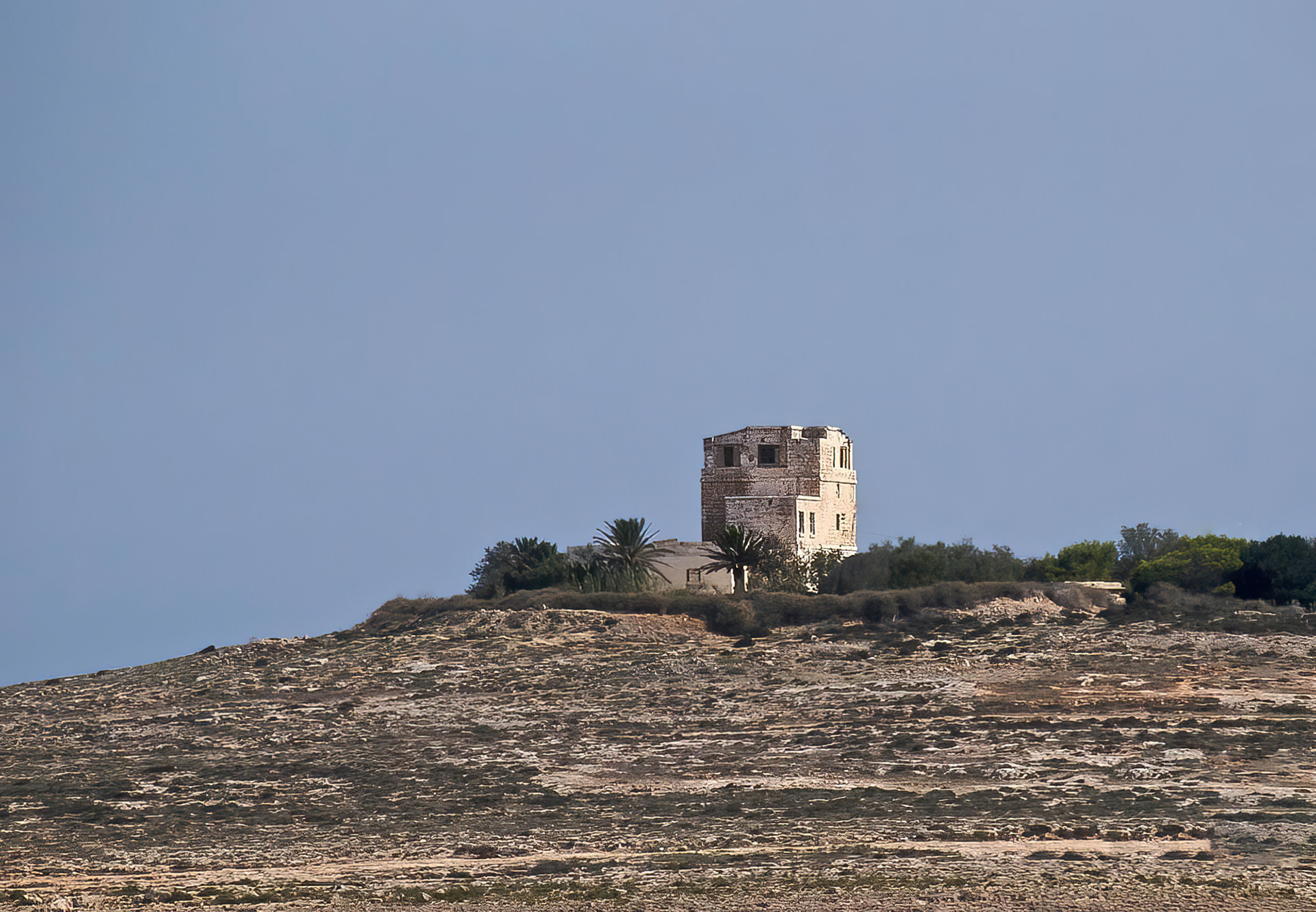 Torri tal-Aħrax, Malta
