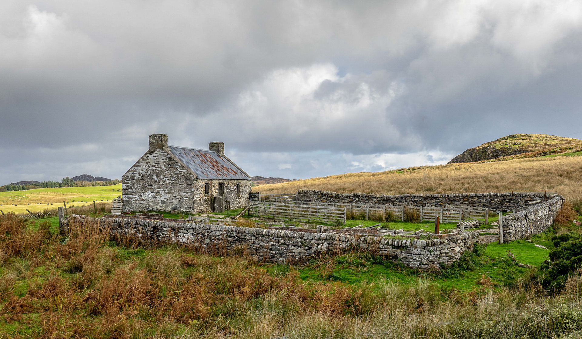 Abandoned cottage, Colonsay