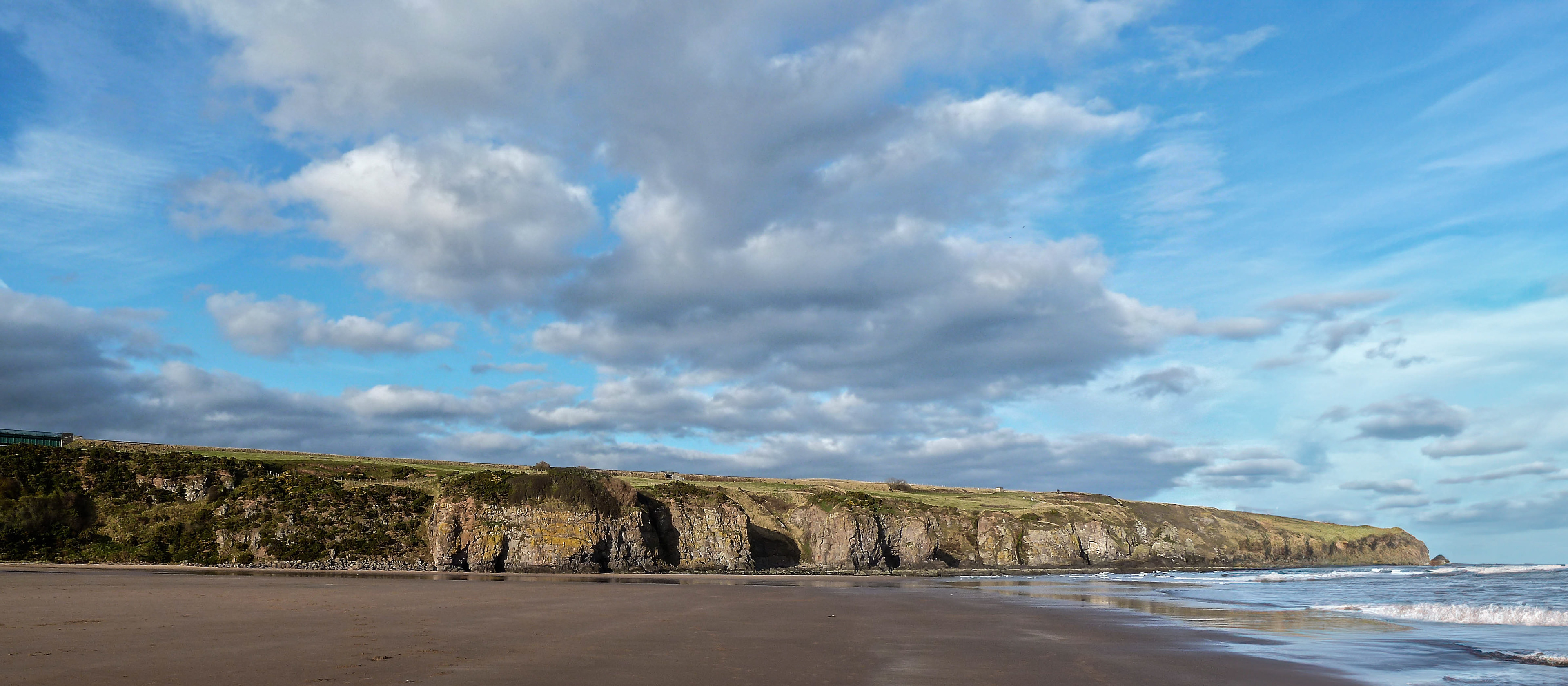Lunan Bay, Angus