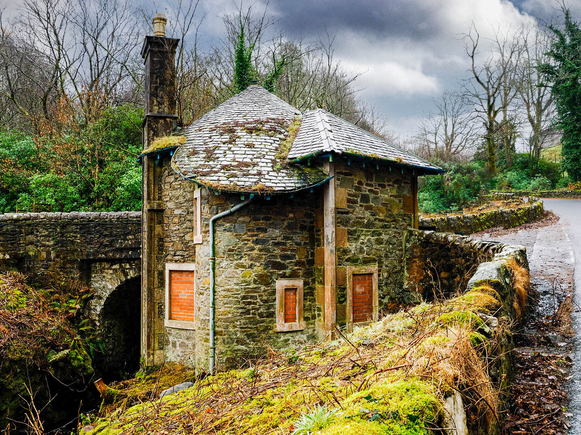 Ancient gatehouse, Argyll & Bute