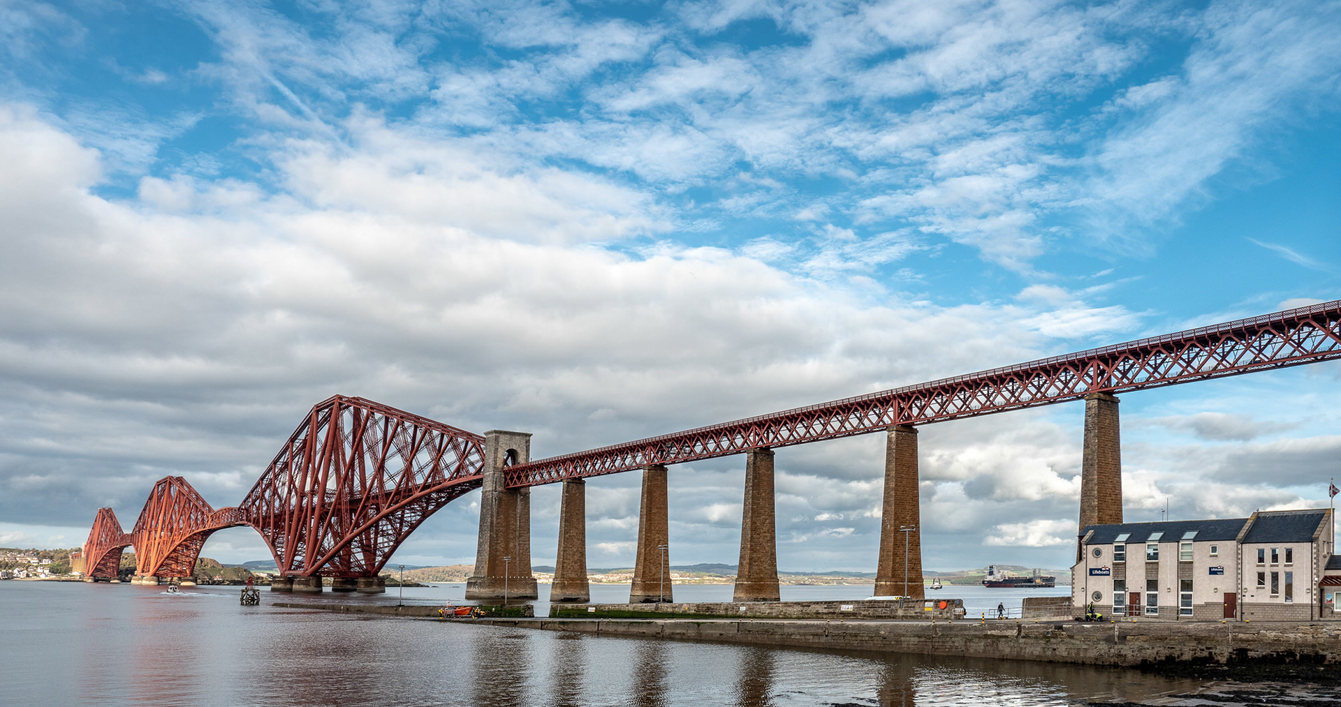 Forth Rail Bridge, City of Edinburgh