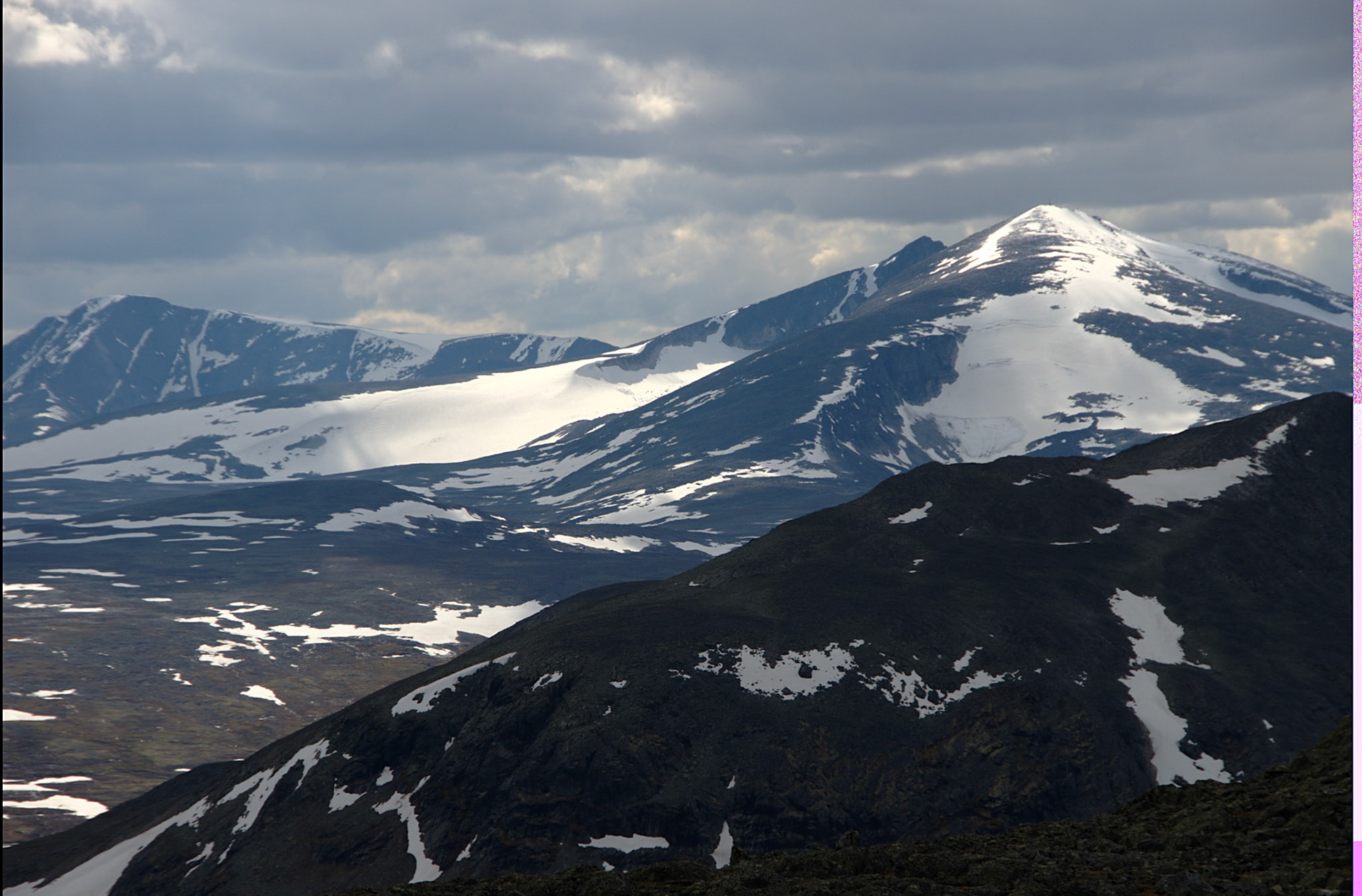 Snøhetta og Svånåtindan