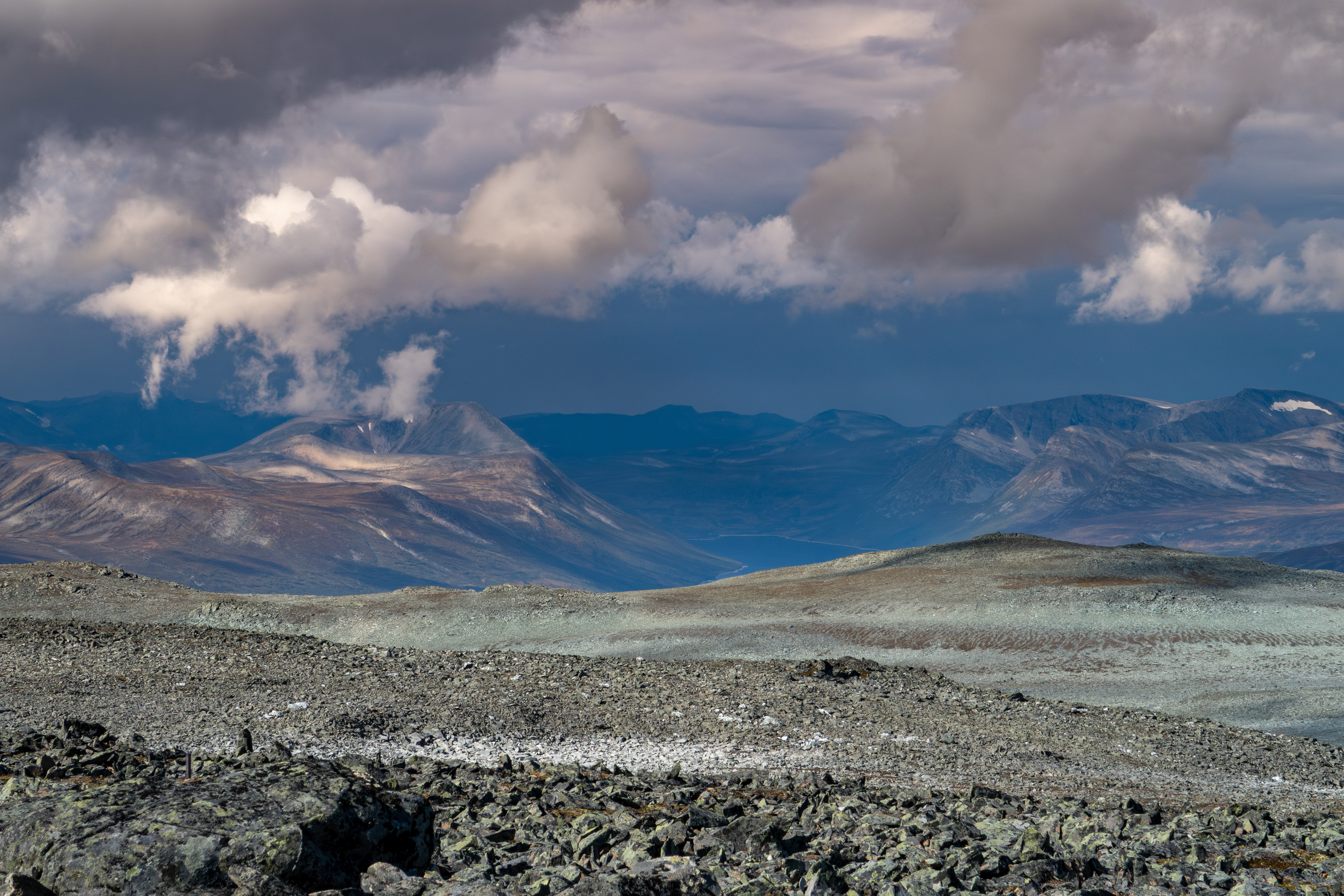 Gjevivatnet, Okla/Snydda og Gjevilvasskamman