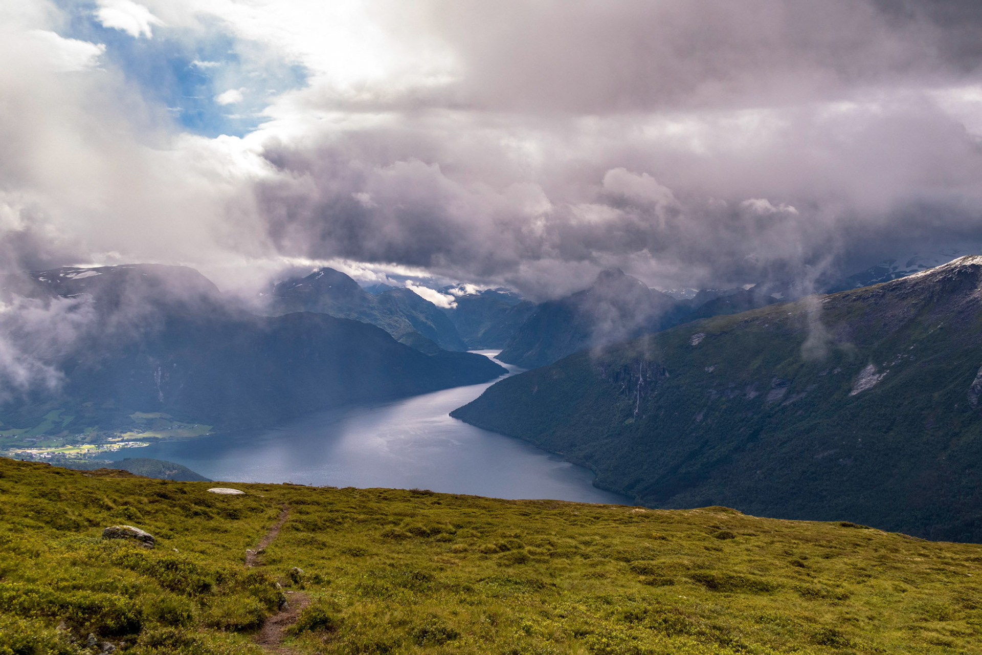 Breimsvatnet fra Blånibba