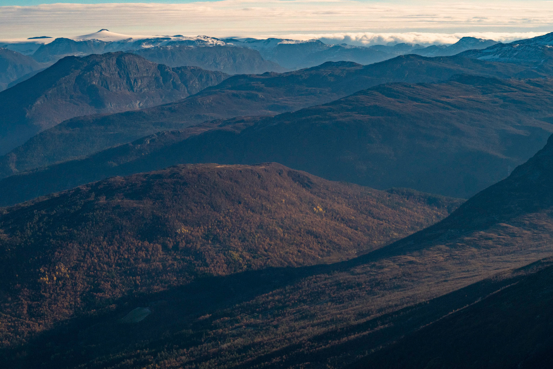 Snønipa og Ryssdalshornet fra Berdalsegga