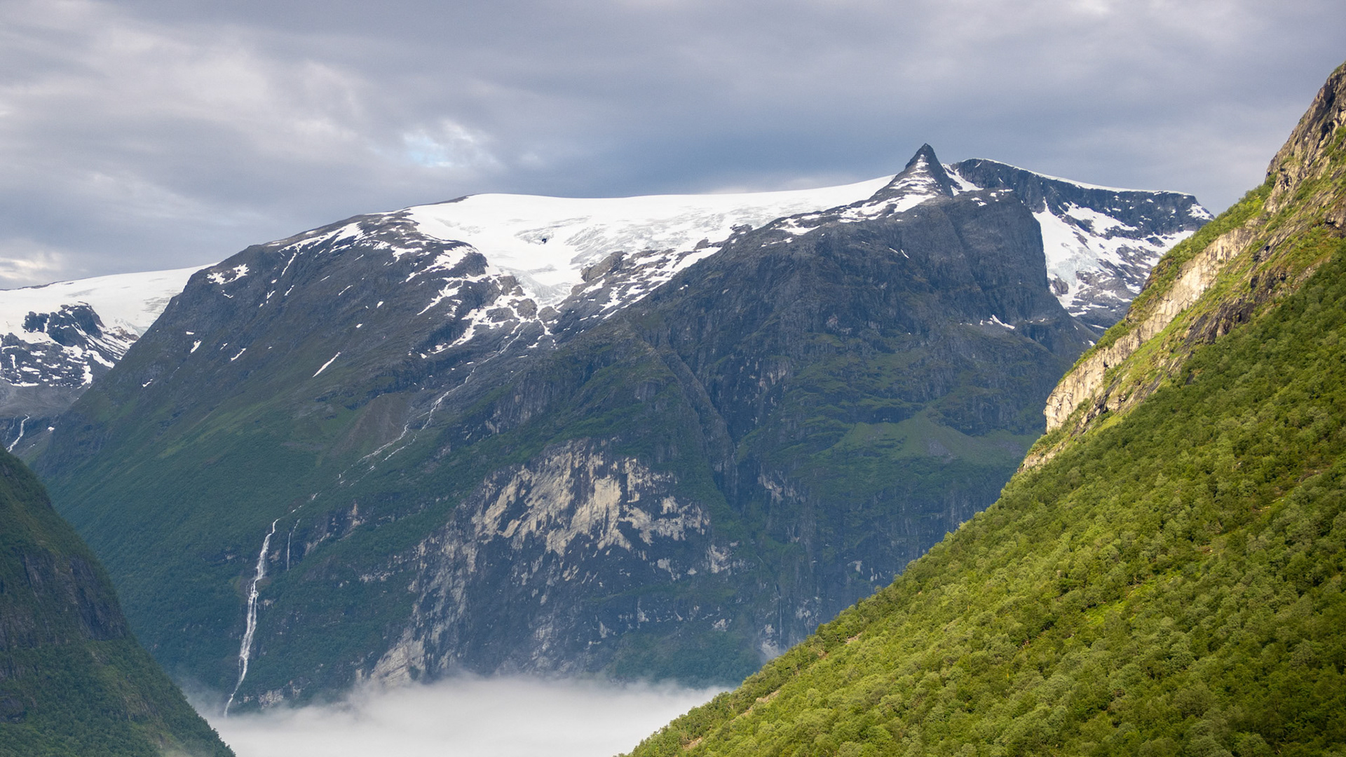 Ramnefjellet