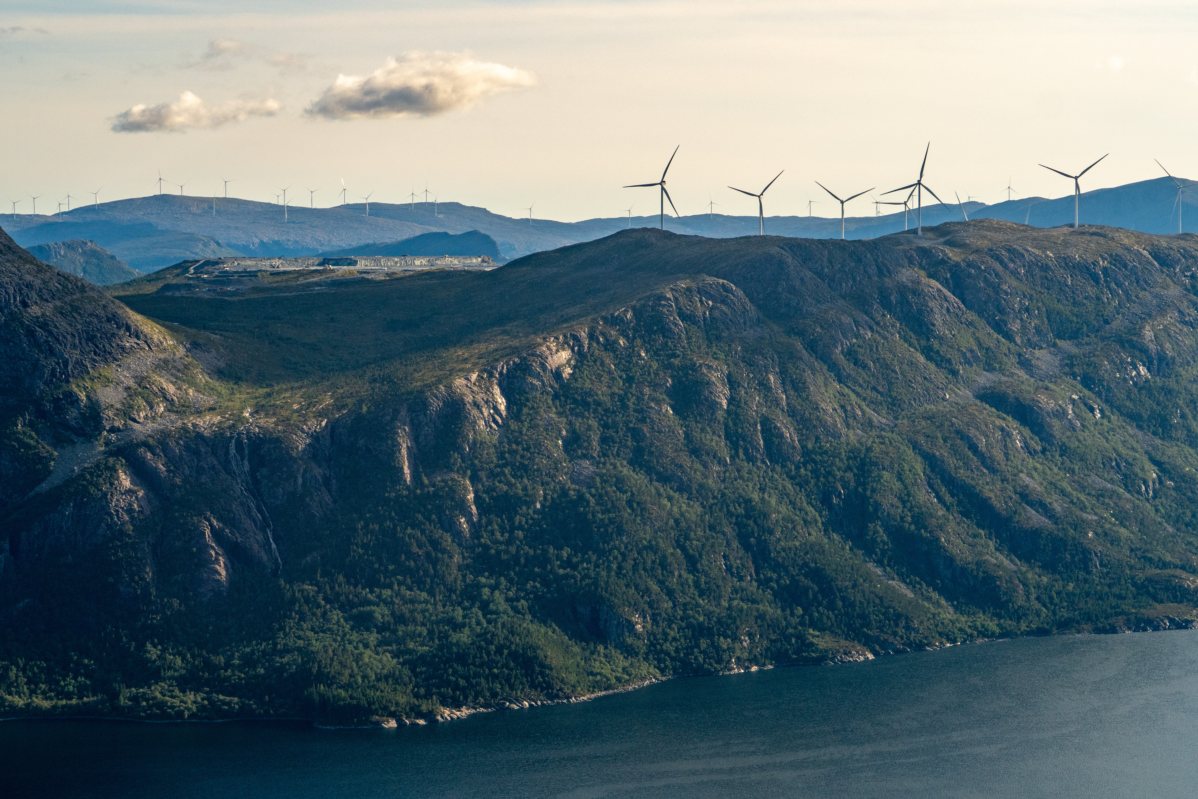 Guleslettene, Marafjellet og Sætrefjellet