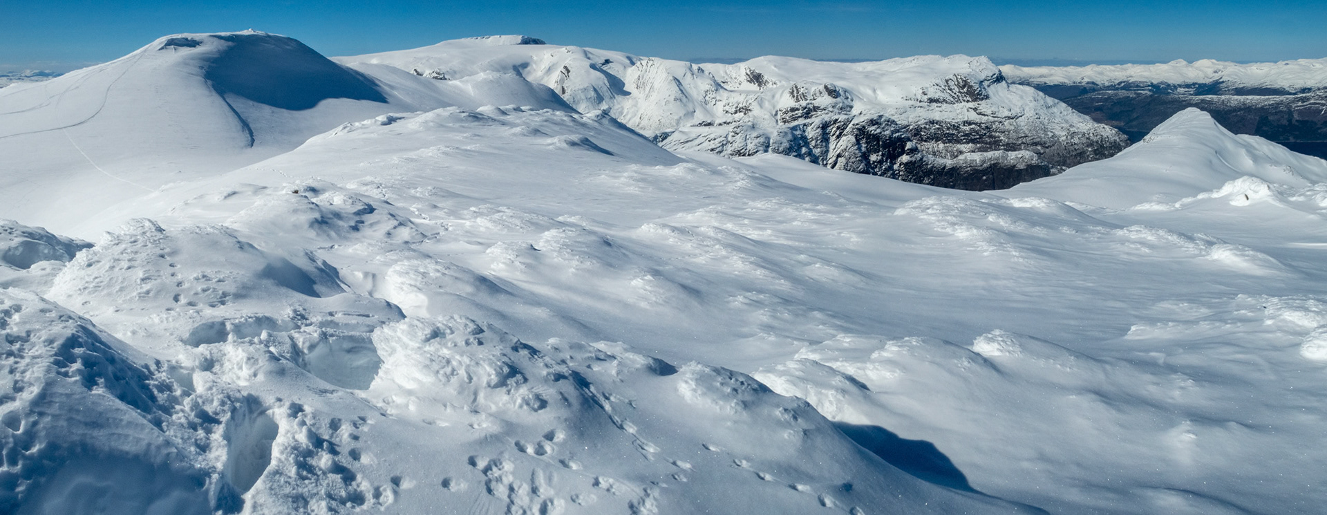 Gjølsvorhøgda og Gjegnen fra Reinekallen