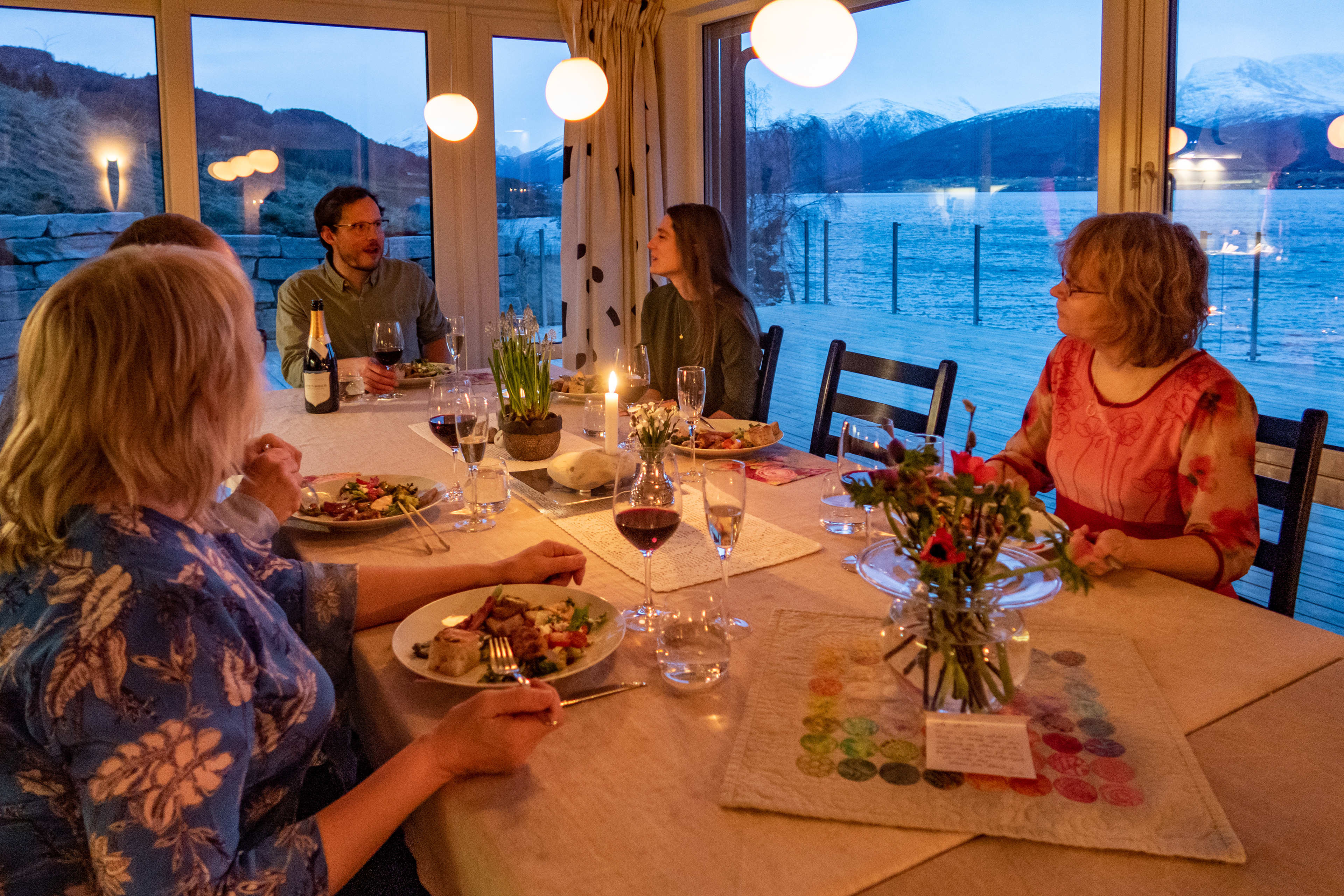 Mia feires på dagen i Nordfjord