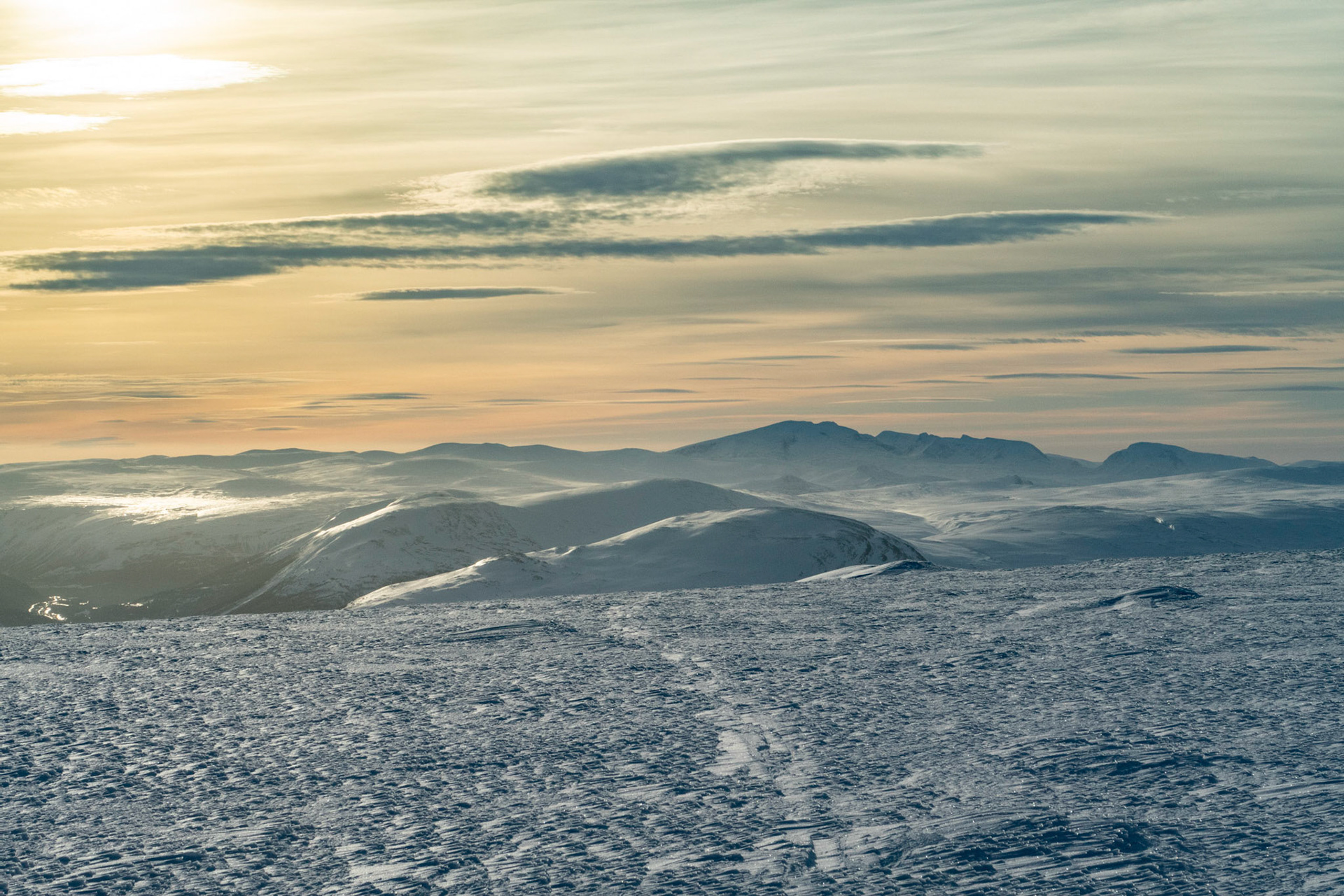 Snøhetta fra Blåøret i Oppdal