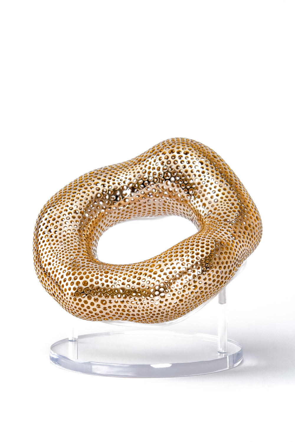 Bracelet 3.0, 2024, 3D printed and cast, bronze, 290 grams, 6 x 6 x 2.5 in. (15.25 x 15.25 x  6.25 cm), photographed by Clayton Salley