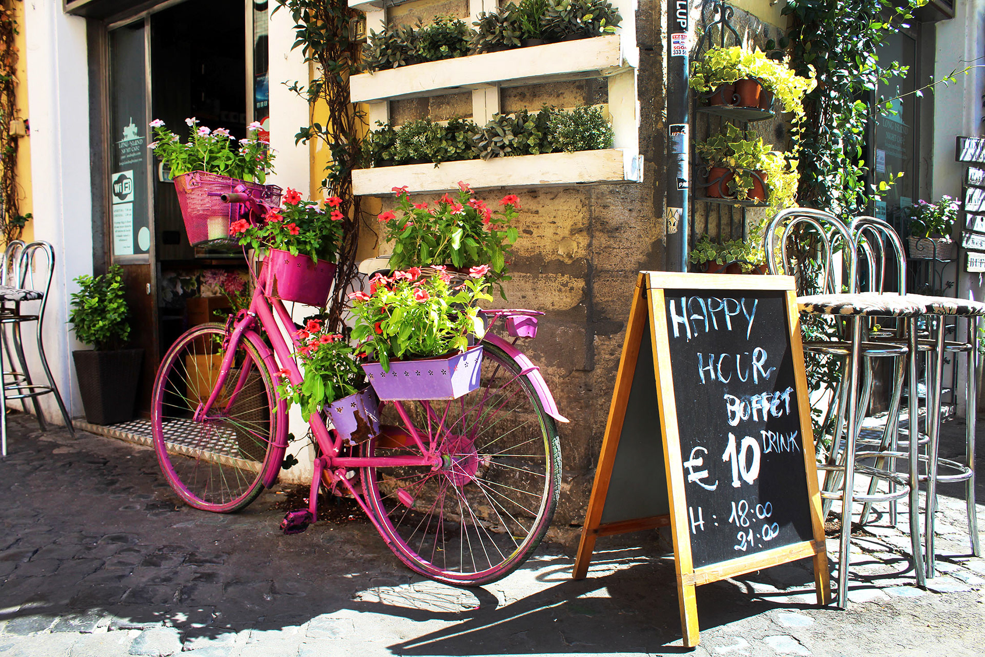 Pink Escape - Rome, Italy