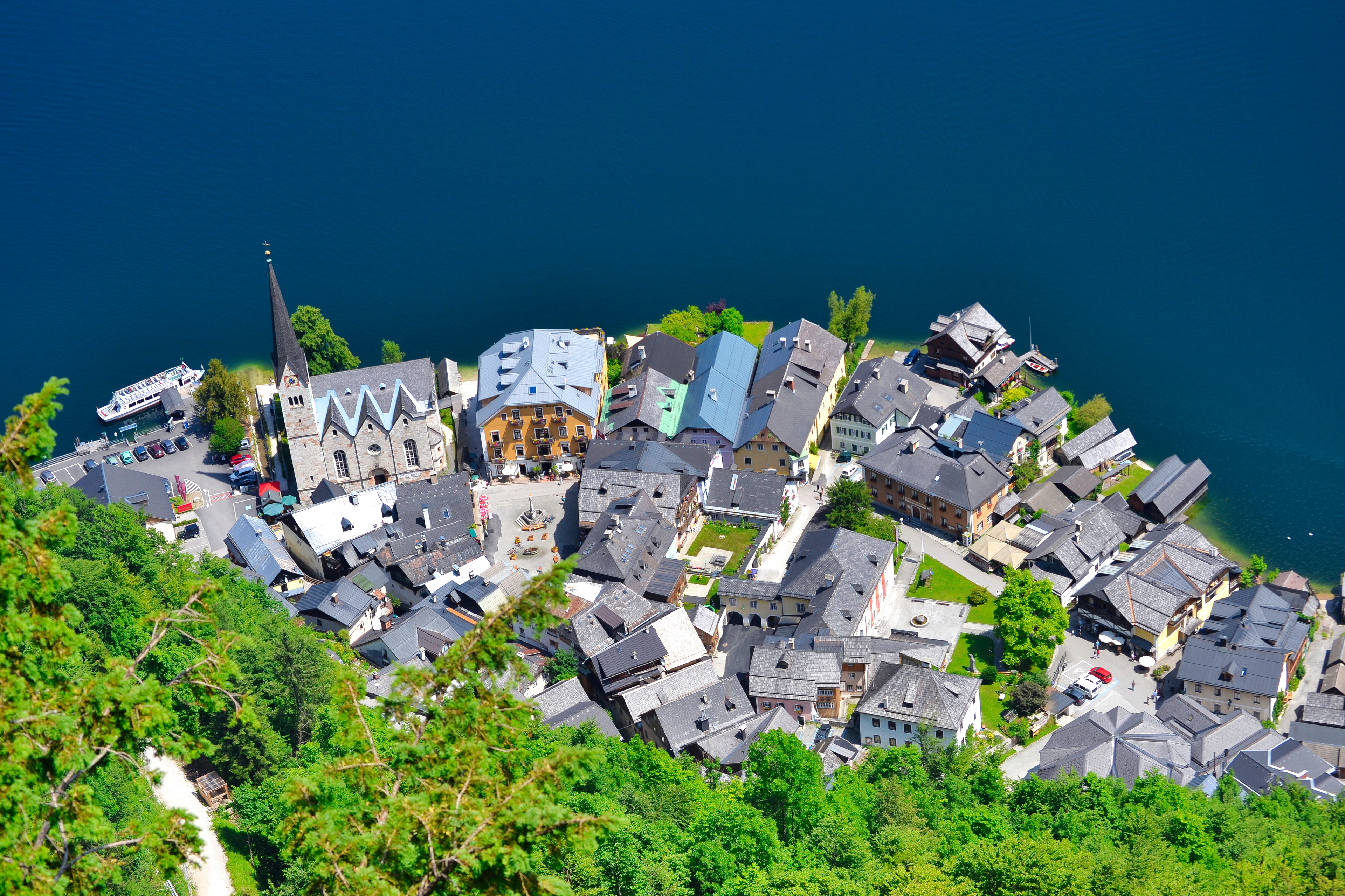 Hallstatt, Austra
