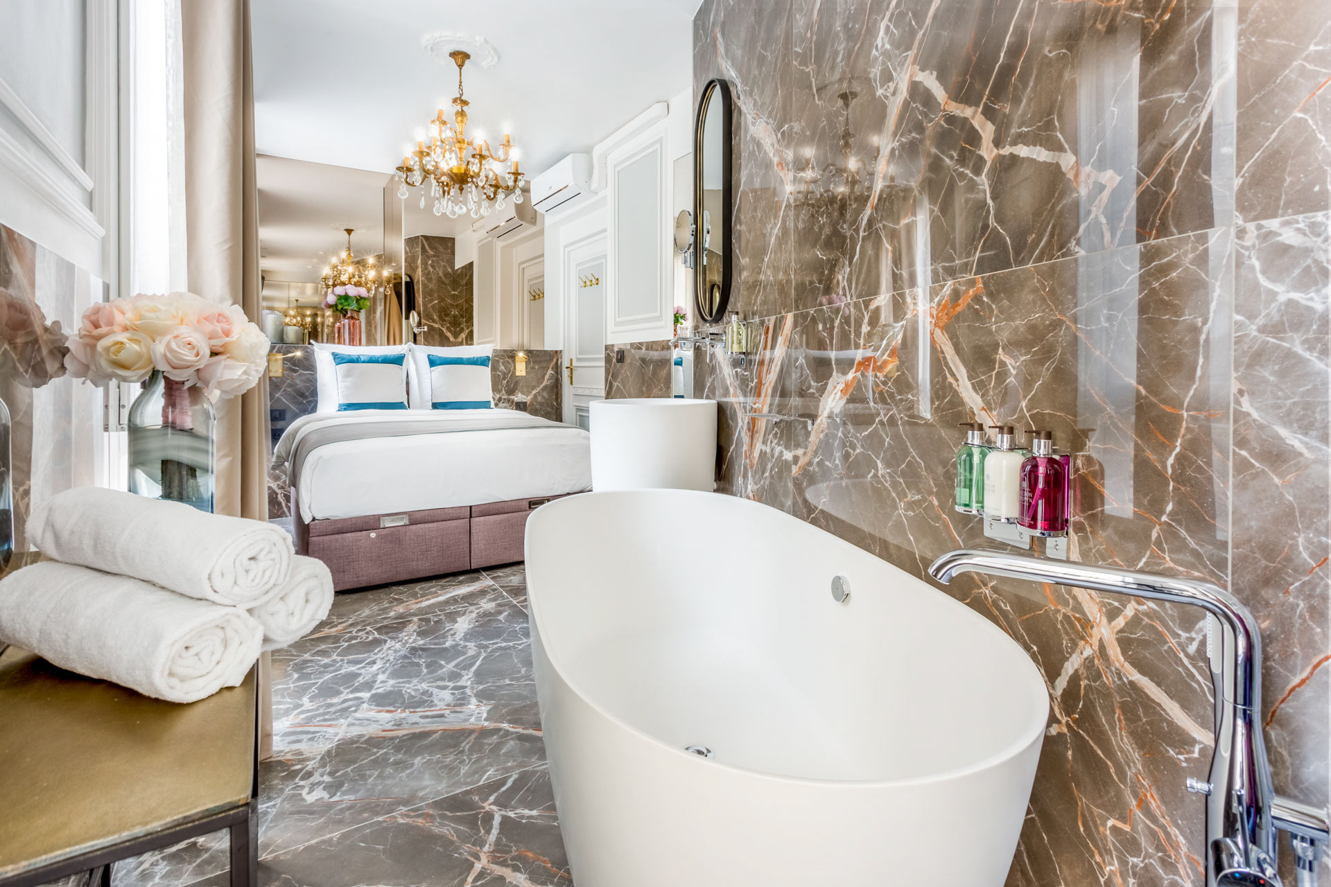 chambre avec salle de bain
