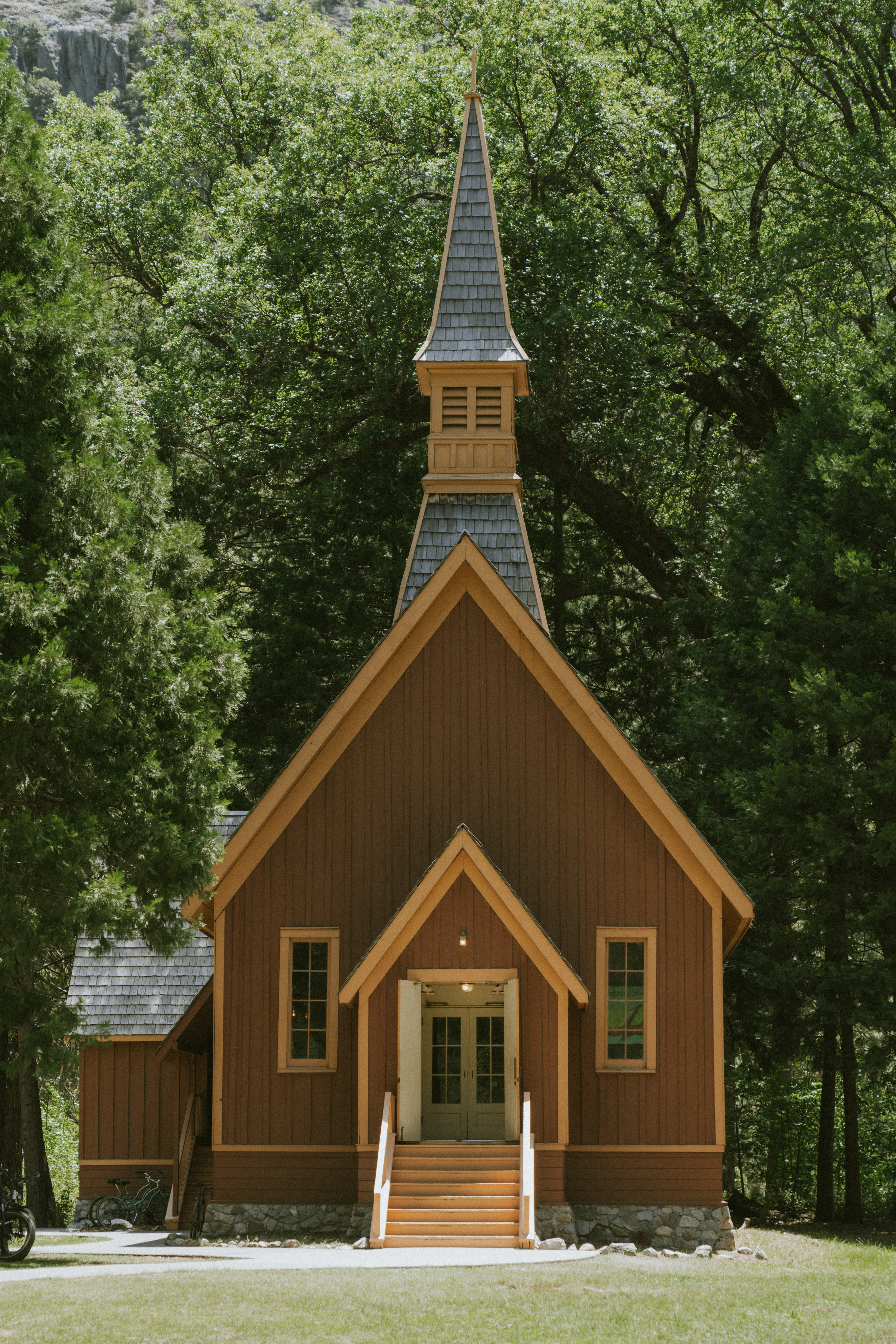 Yosemite Valley Chapel