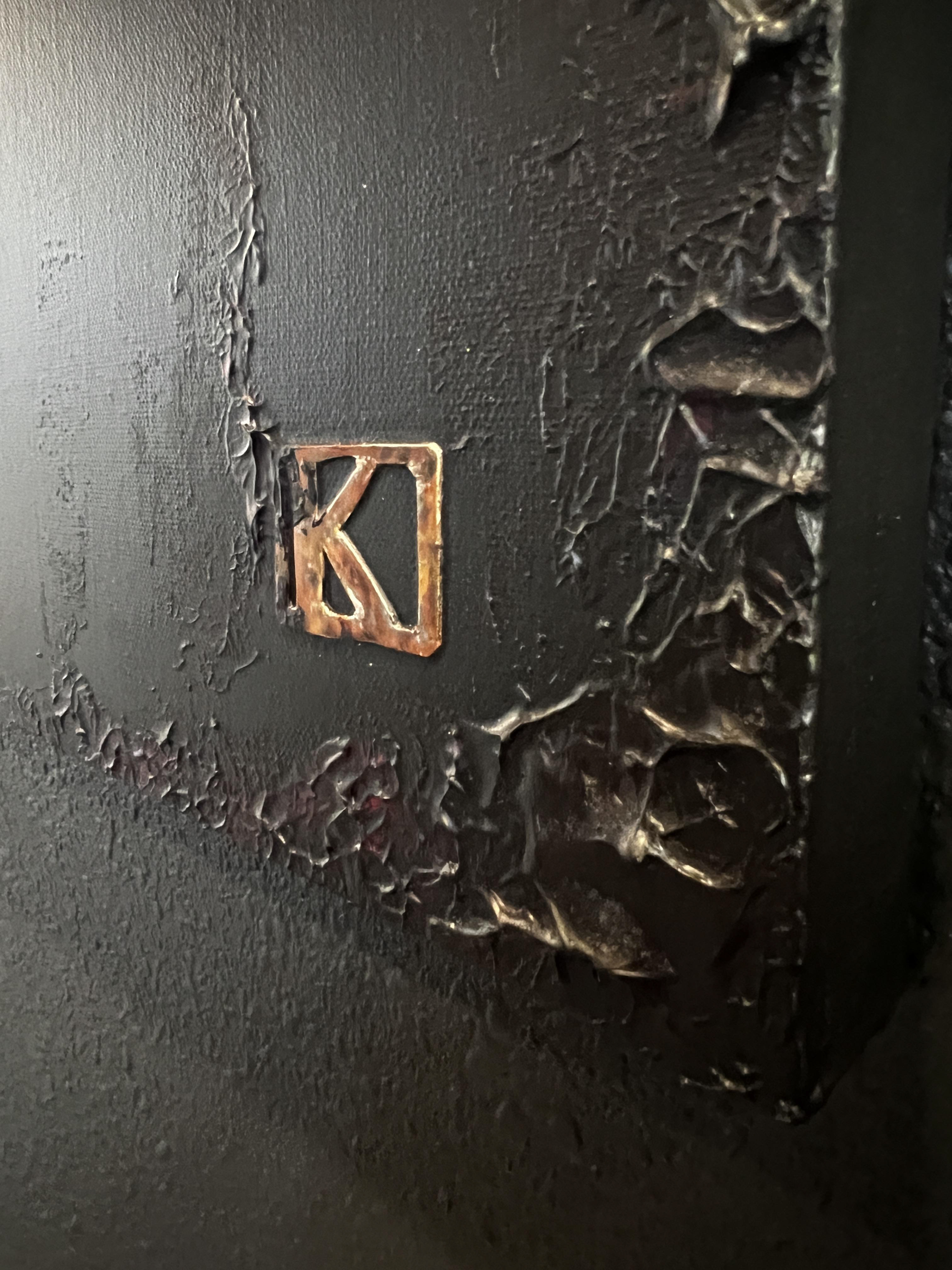 Raised texture and signature detail