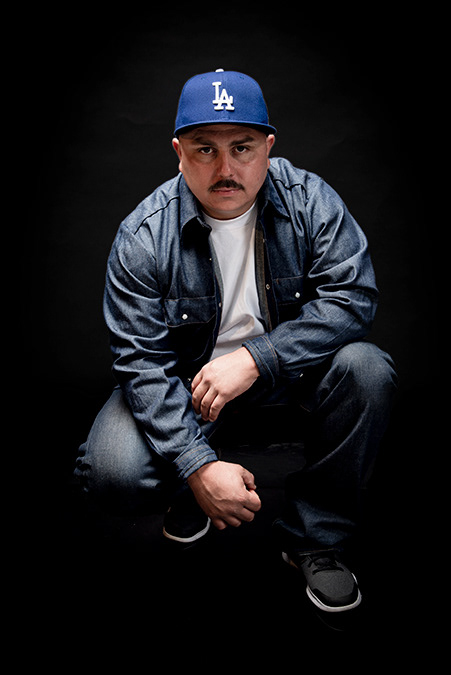 Nikon D750, 24-120mm, Studio strobe light