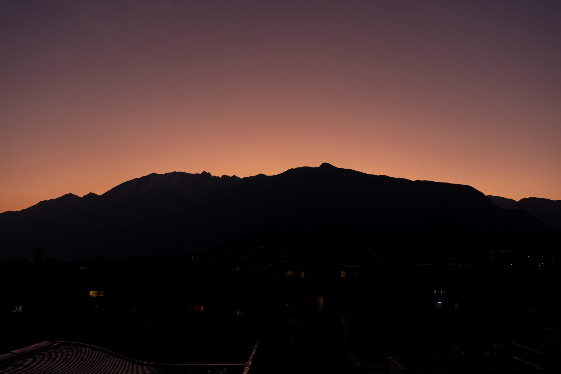 sunset | low-key