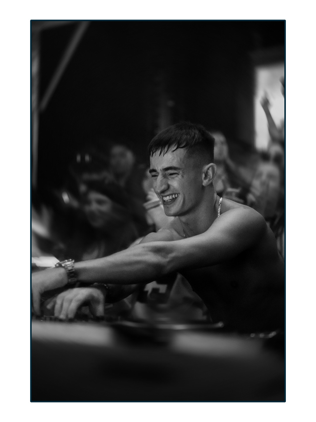 Azyr at Waves Open Air