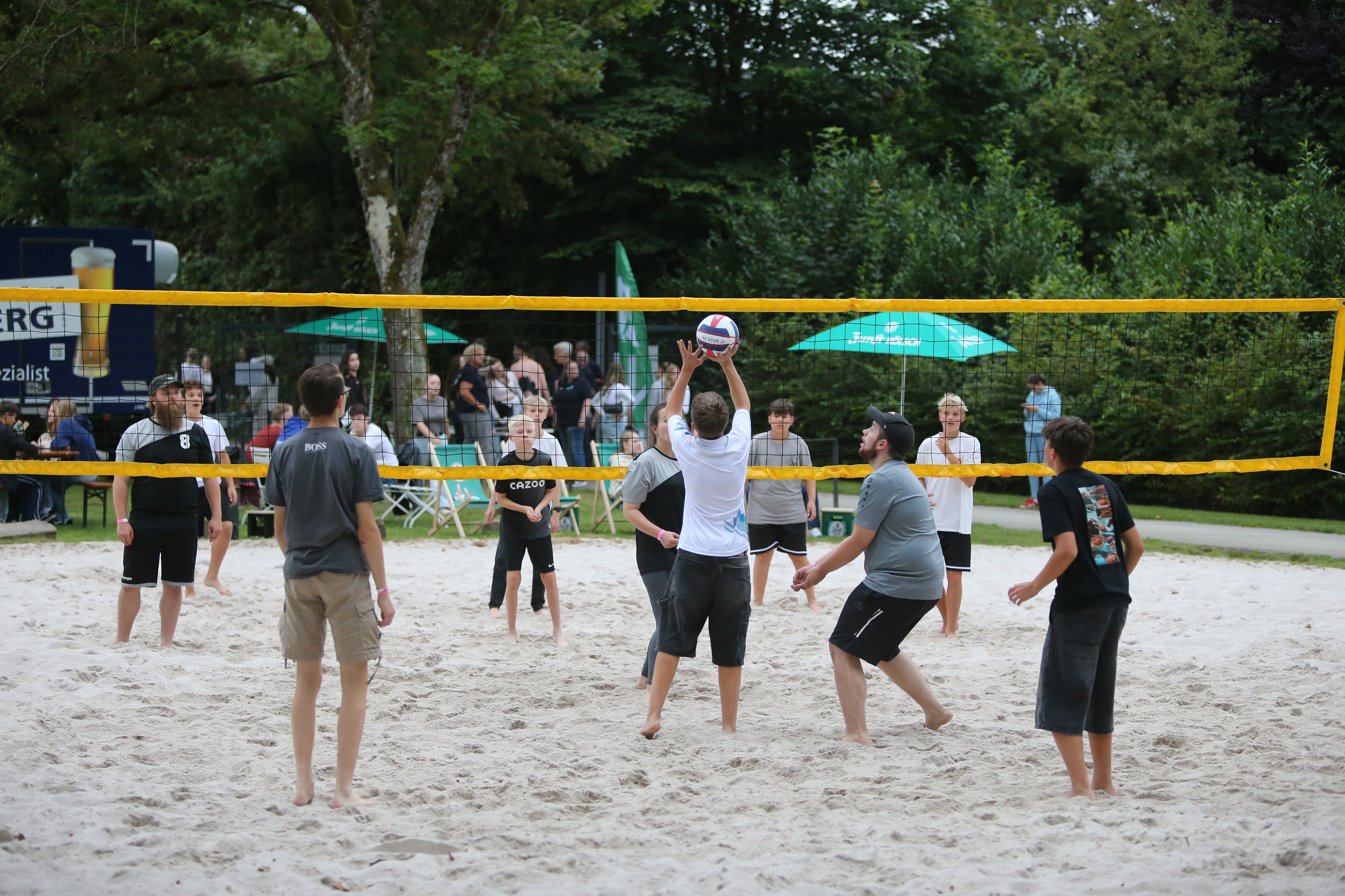 Beachvolleyball an der Wiehler Wasser-Welt