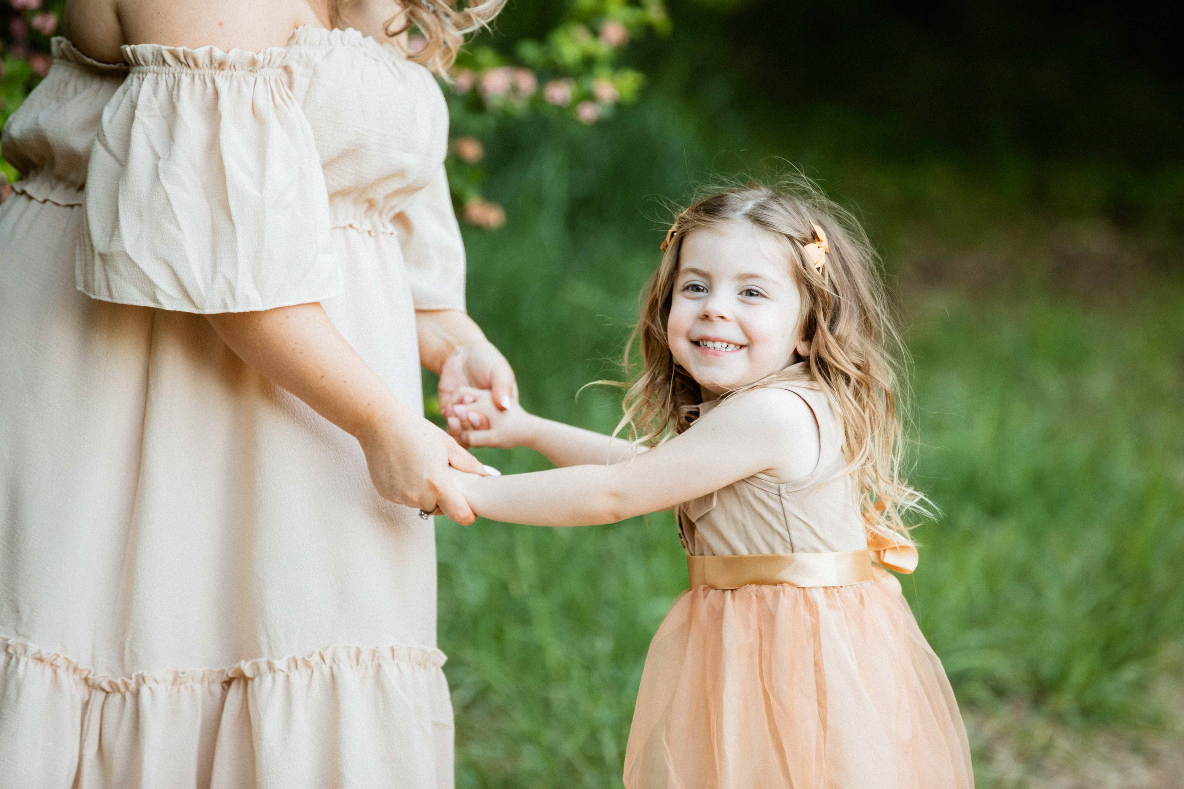 Maternity photo session in Canberra. Captured by Olia Photography.